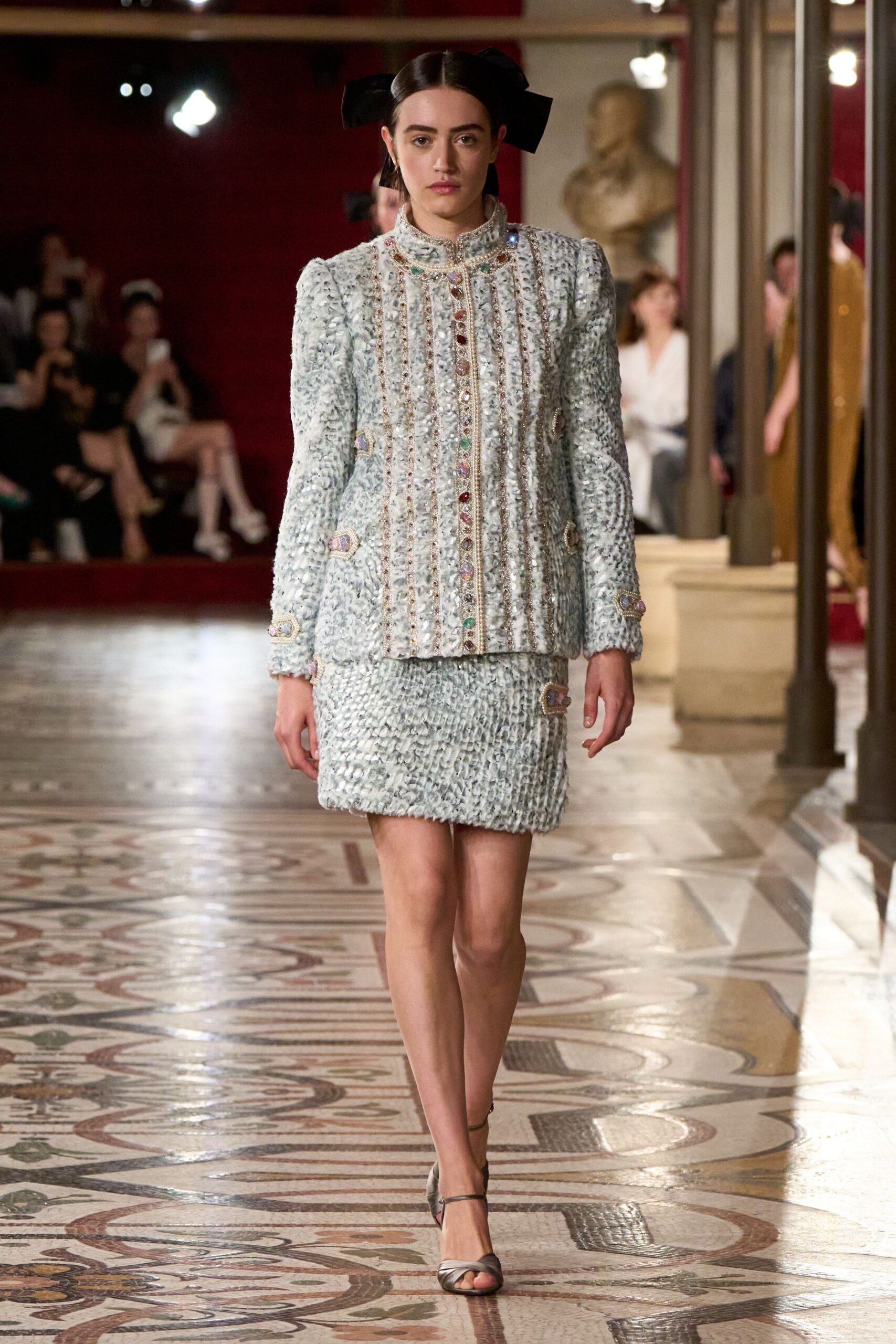 Chanel F/W 24 Couture Look 147