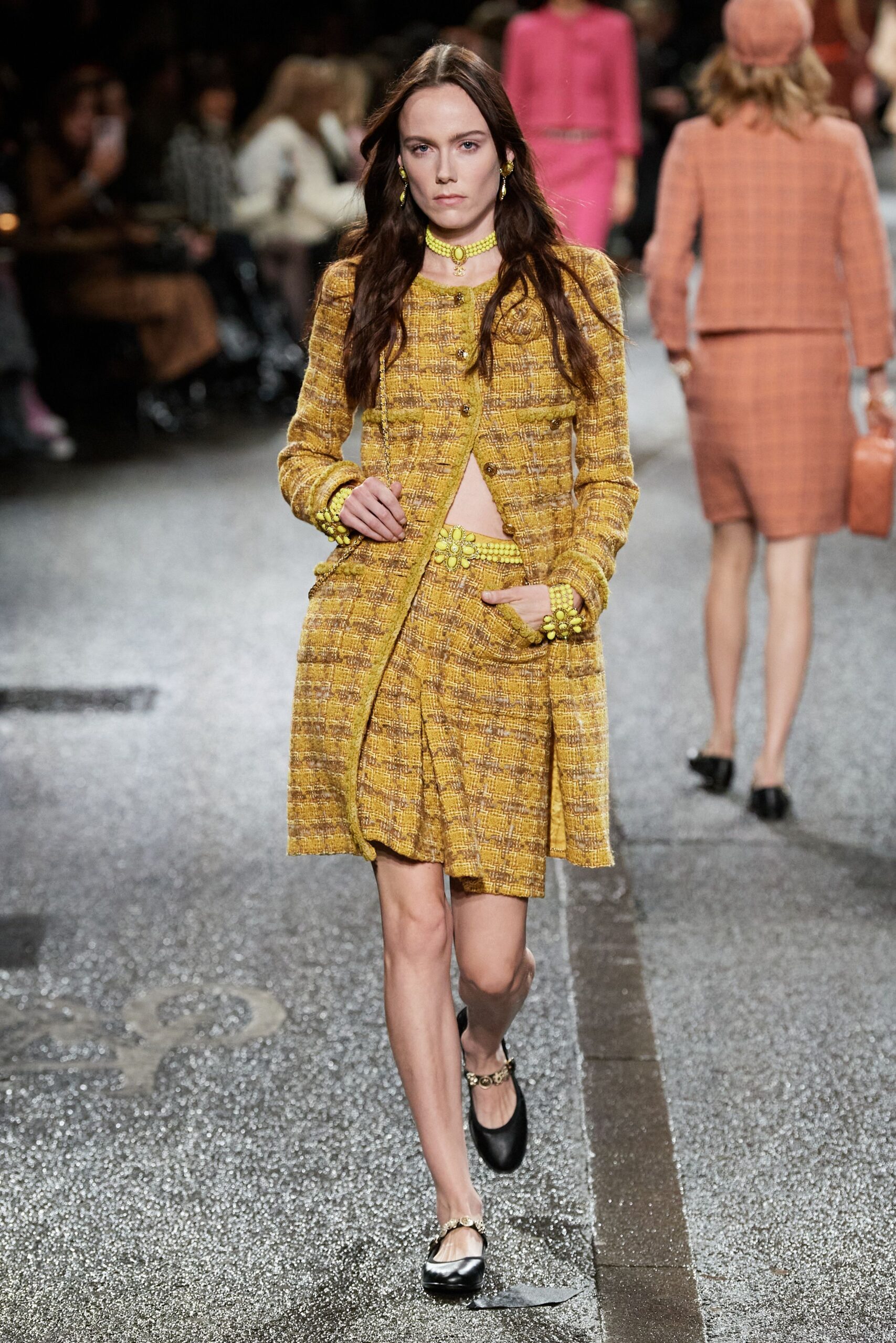Chanel F/W 24 Look 158
