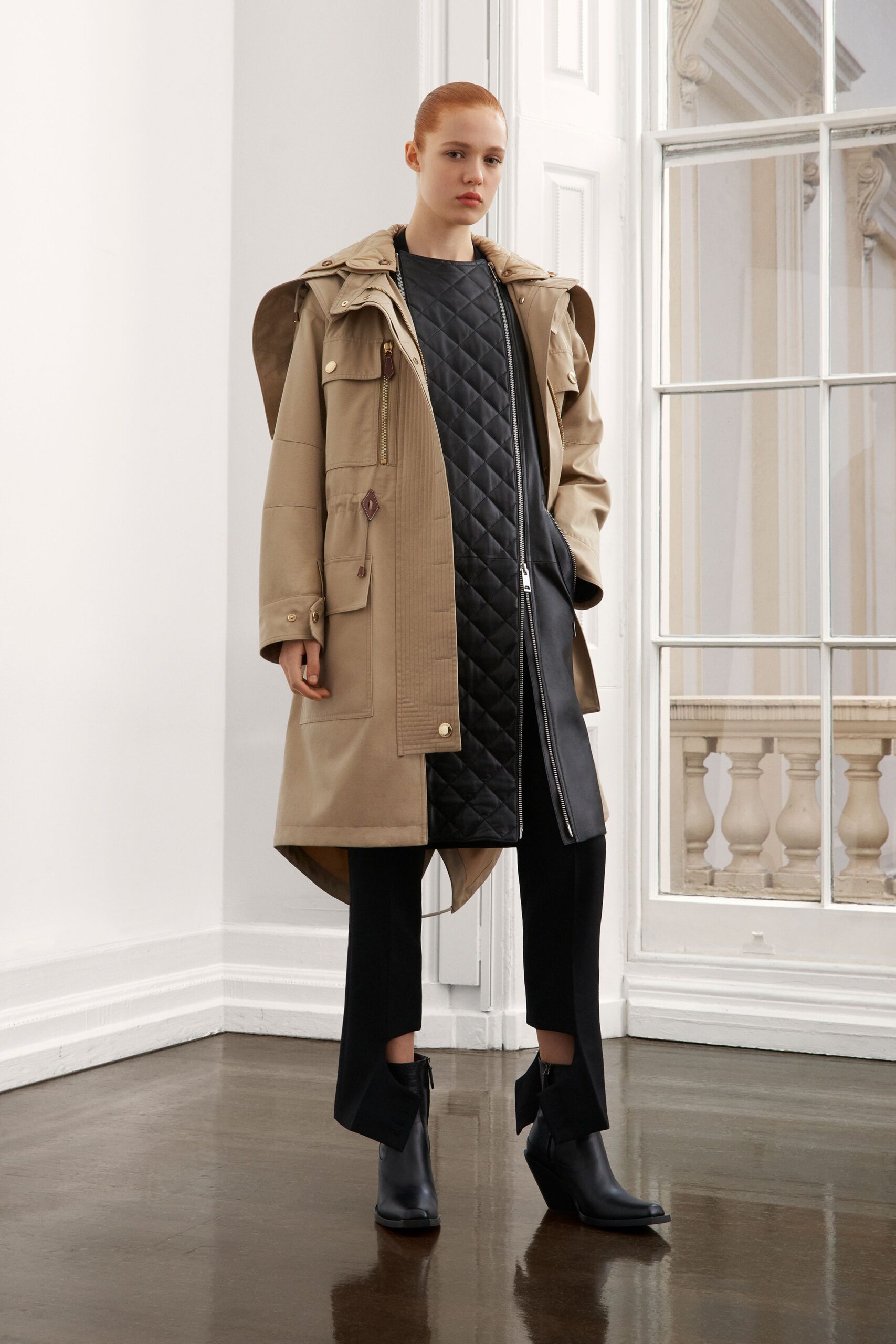 Burberry F/W 21 Look 134