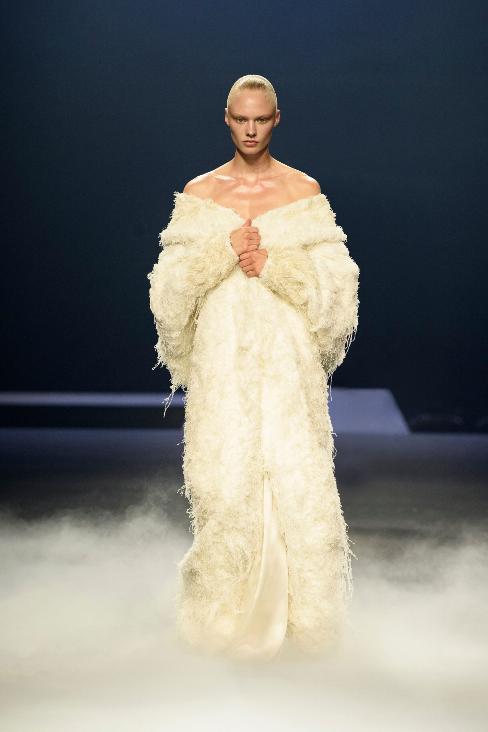 Ashi Studio F/W 23 Couture Look 143