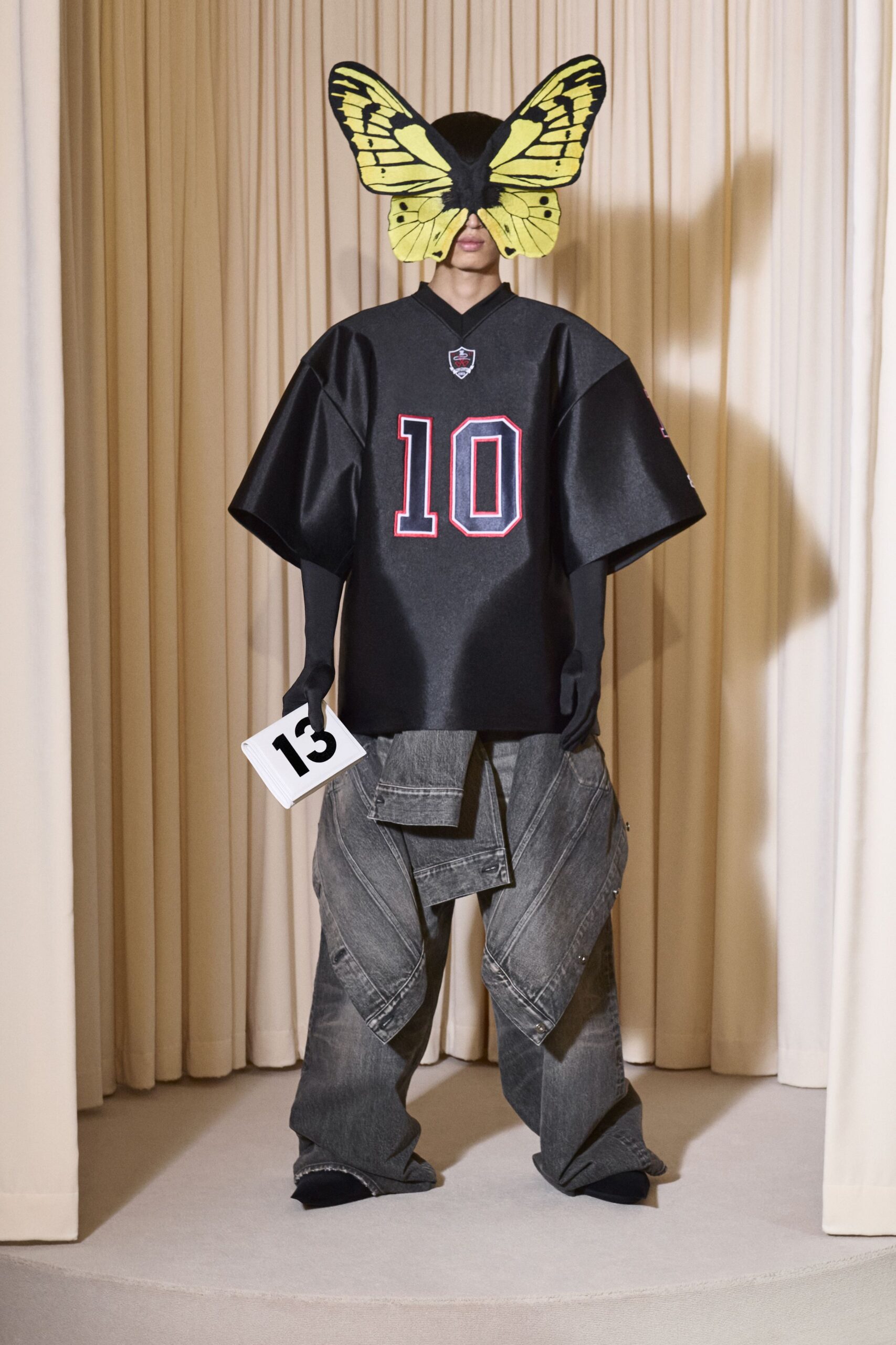 Balenciaga F/W 24 Couture Look 102