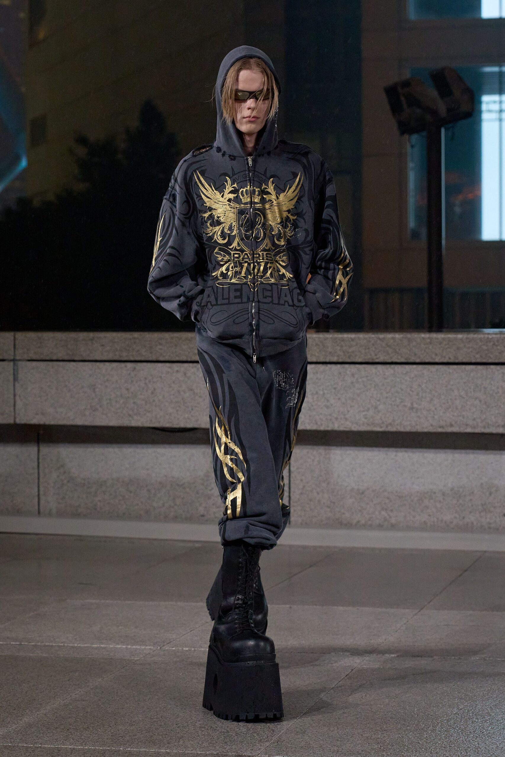 Balenciaga Resort 25 Look 104