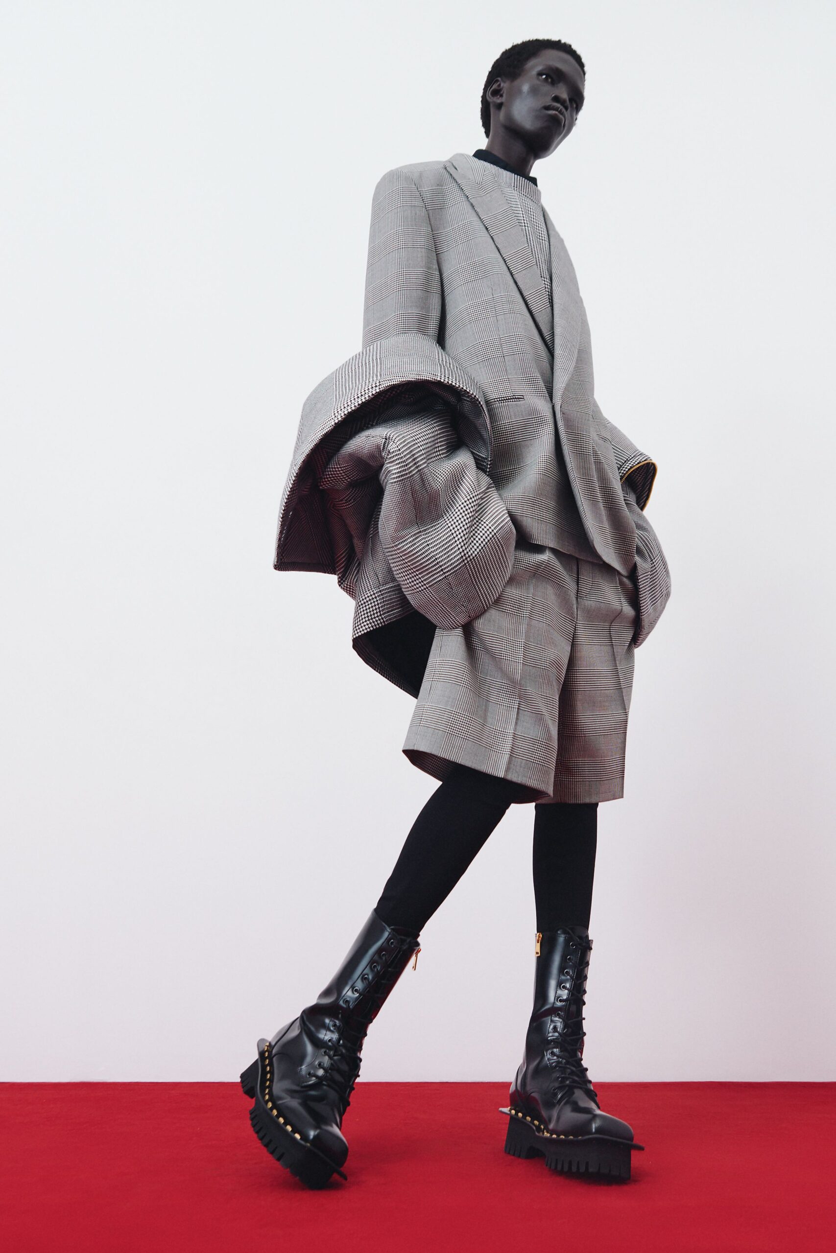 gray wool long-sleeve collared oversized structured blazer