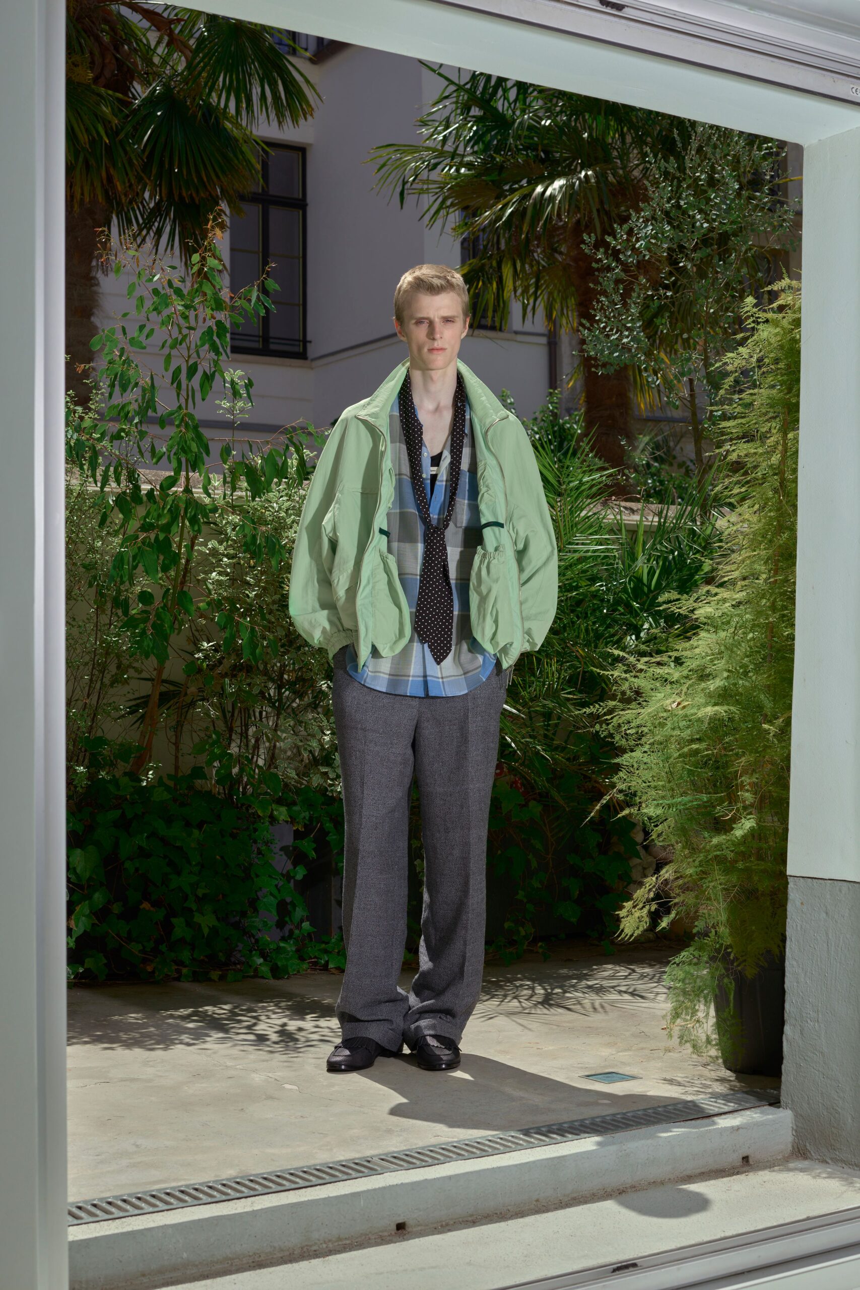 green cotton long-sleeve collared oversized pockets cropped jacket