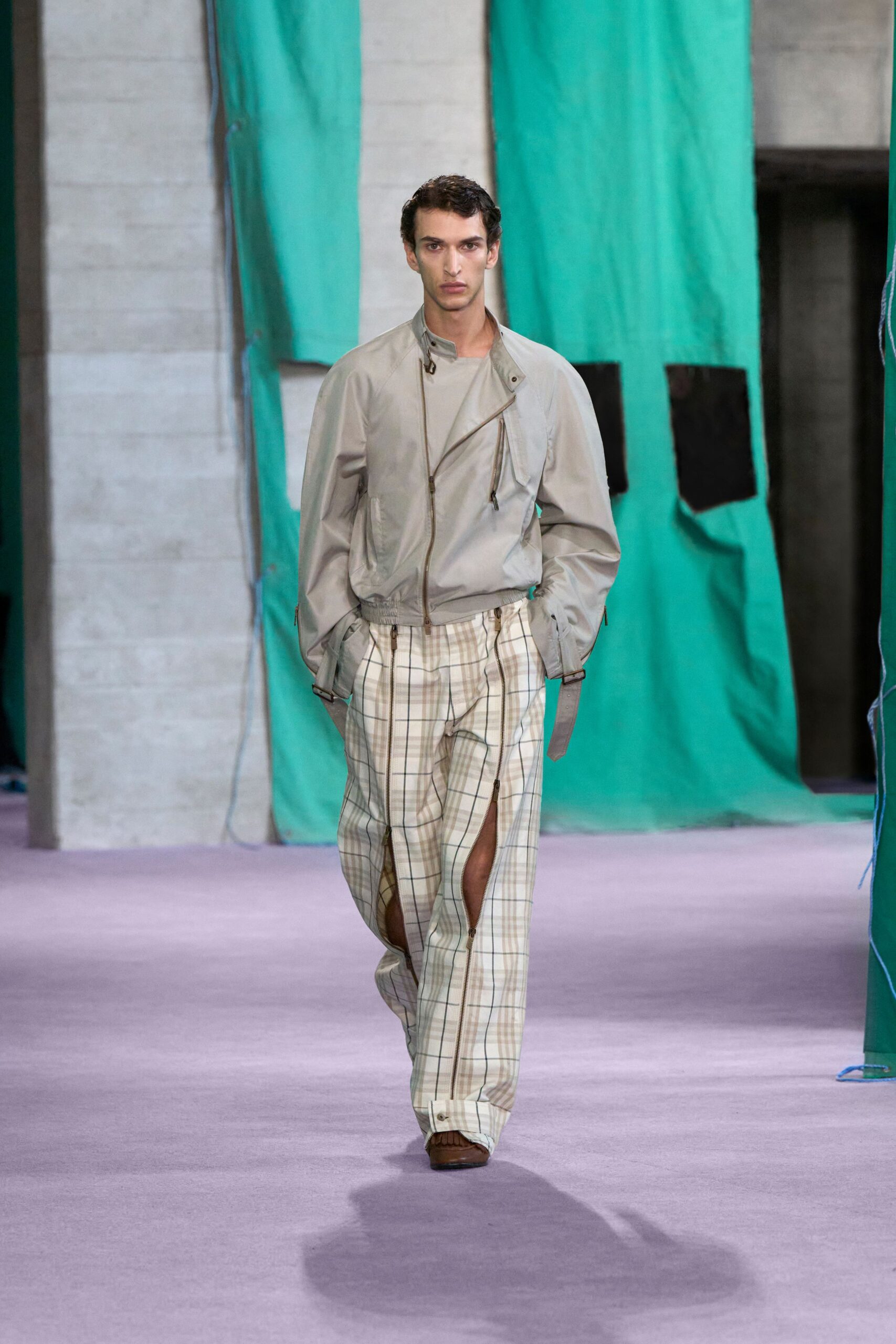 white cotton slit relaxed checked pants