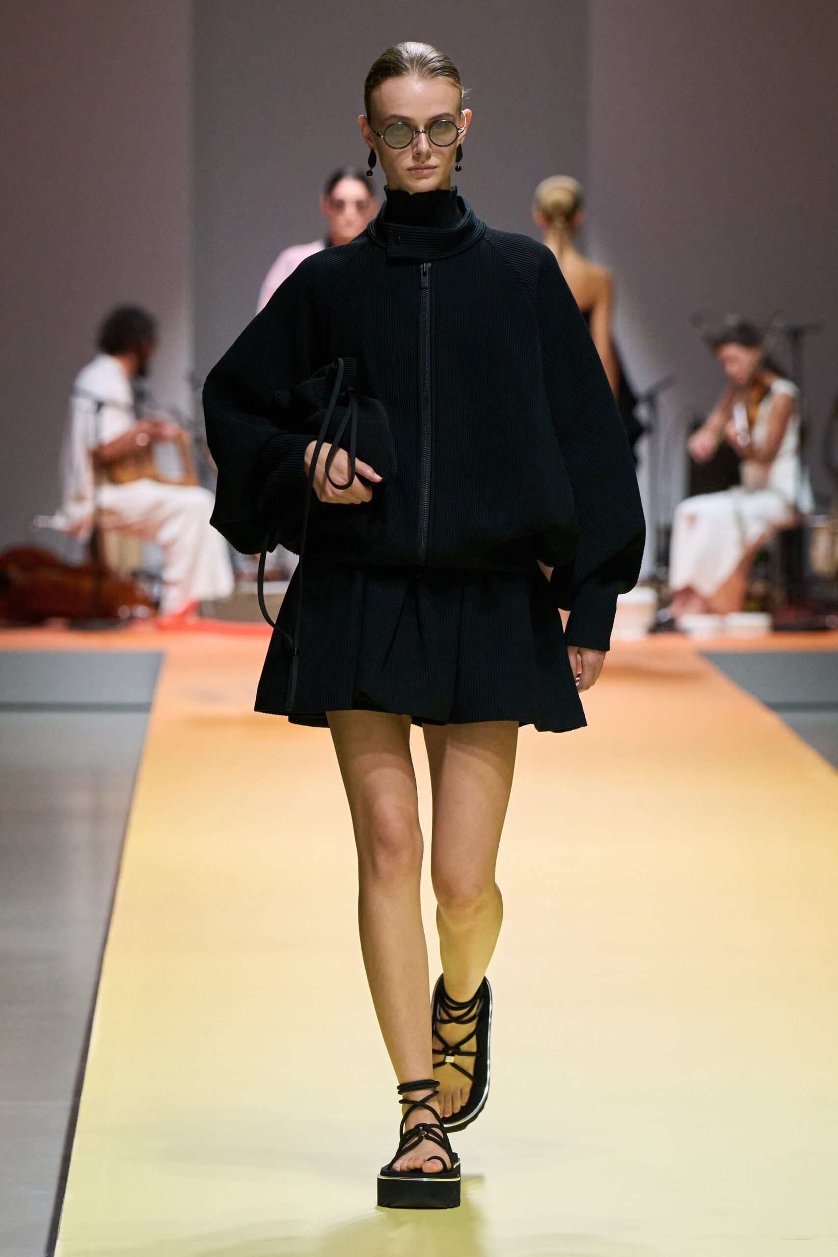 black relaxed mini dress with shoes