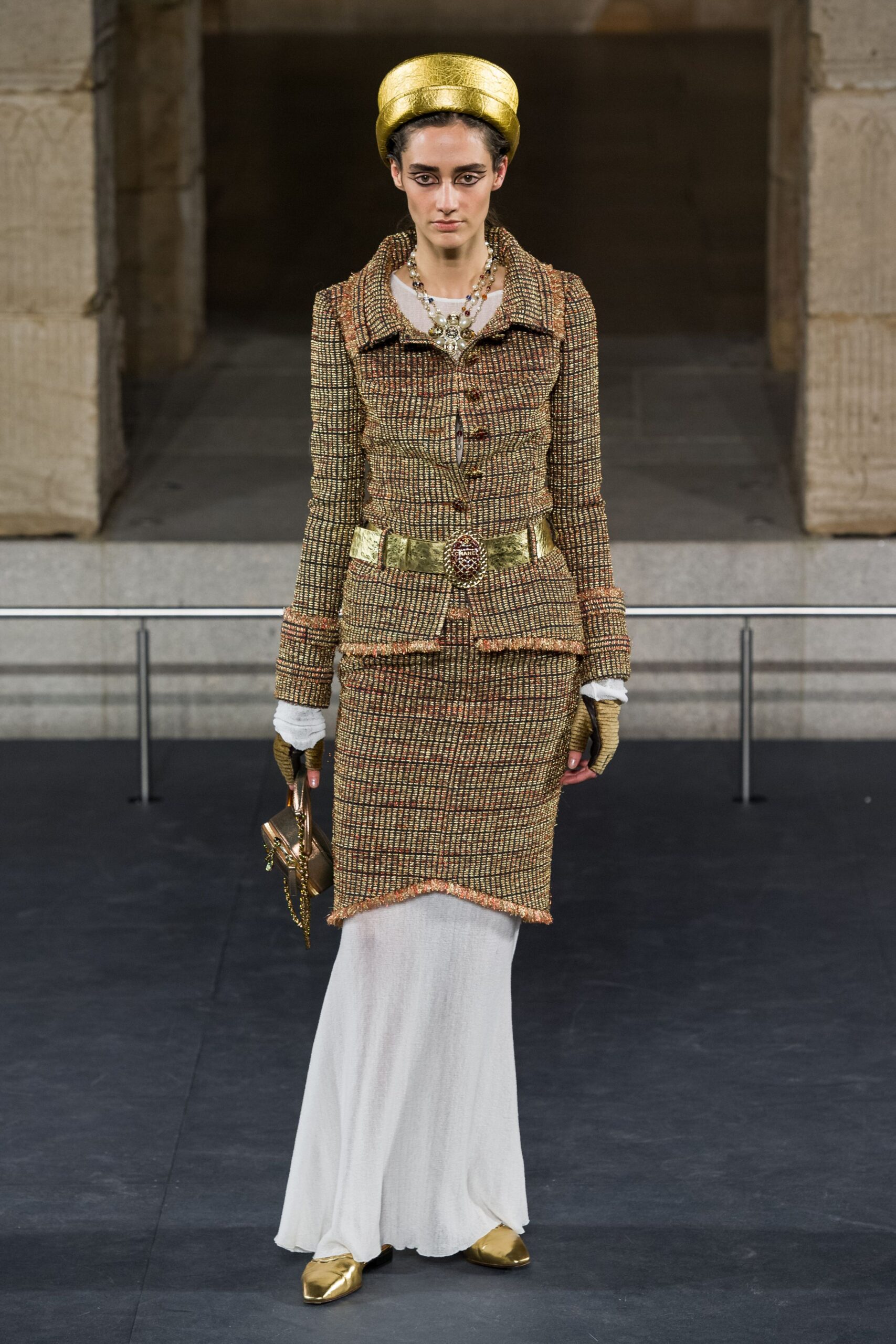 Chanel F/W 19 Look 212