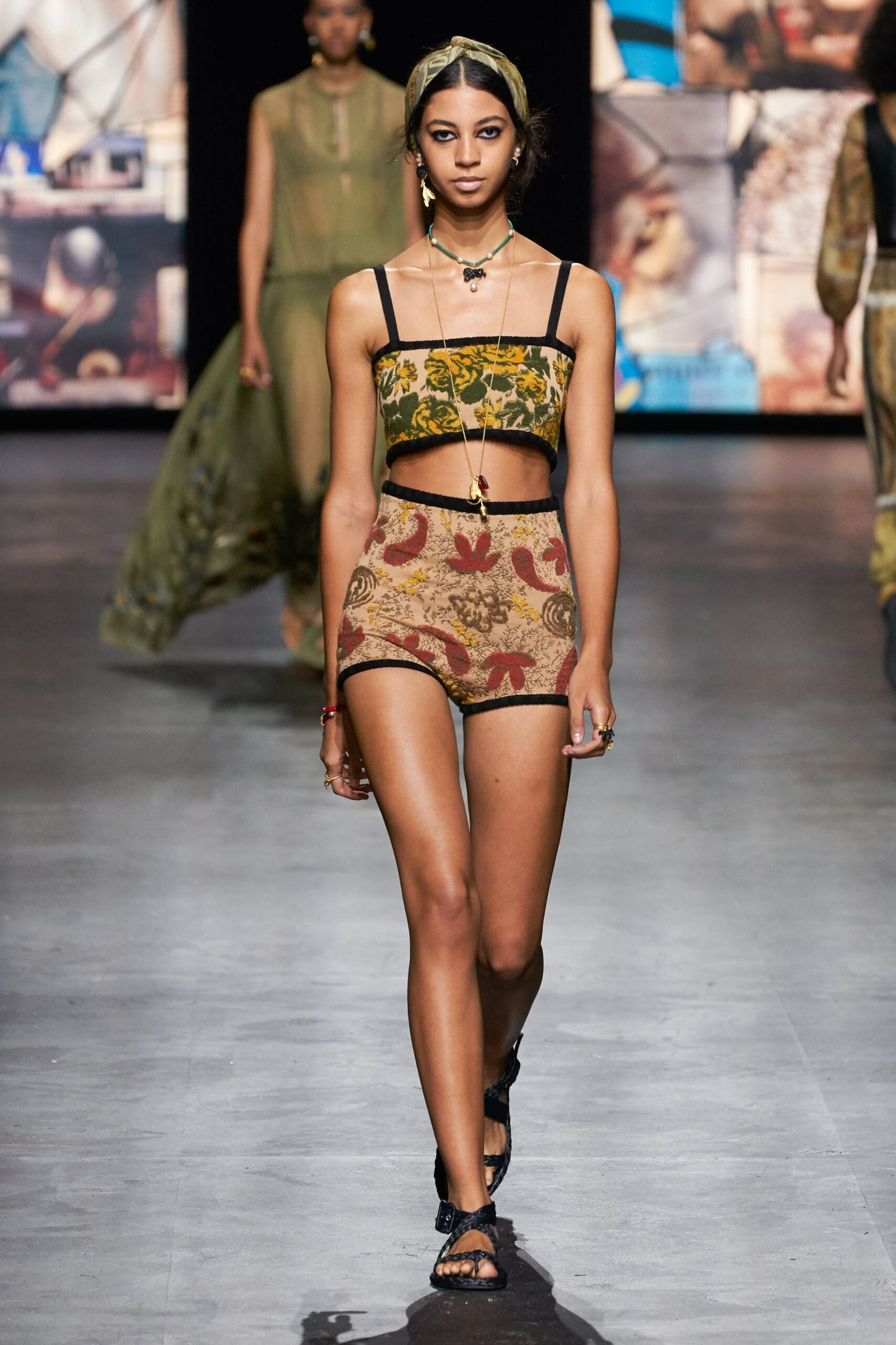 Christian Dior S/S 21 Look 225