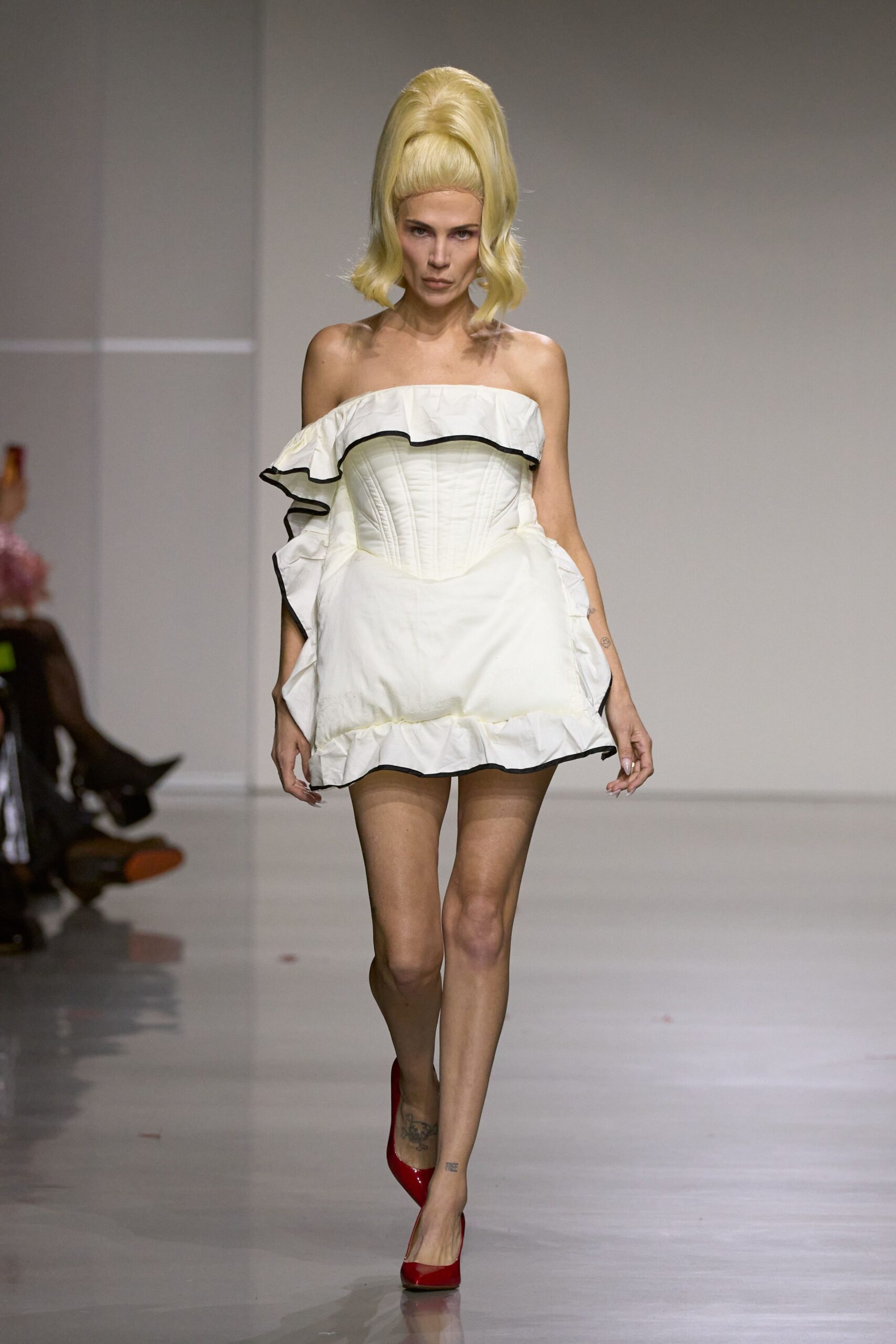white cotton strapless fitted ruffled mini dress