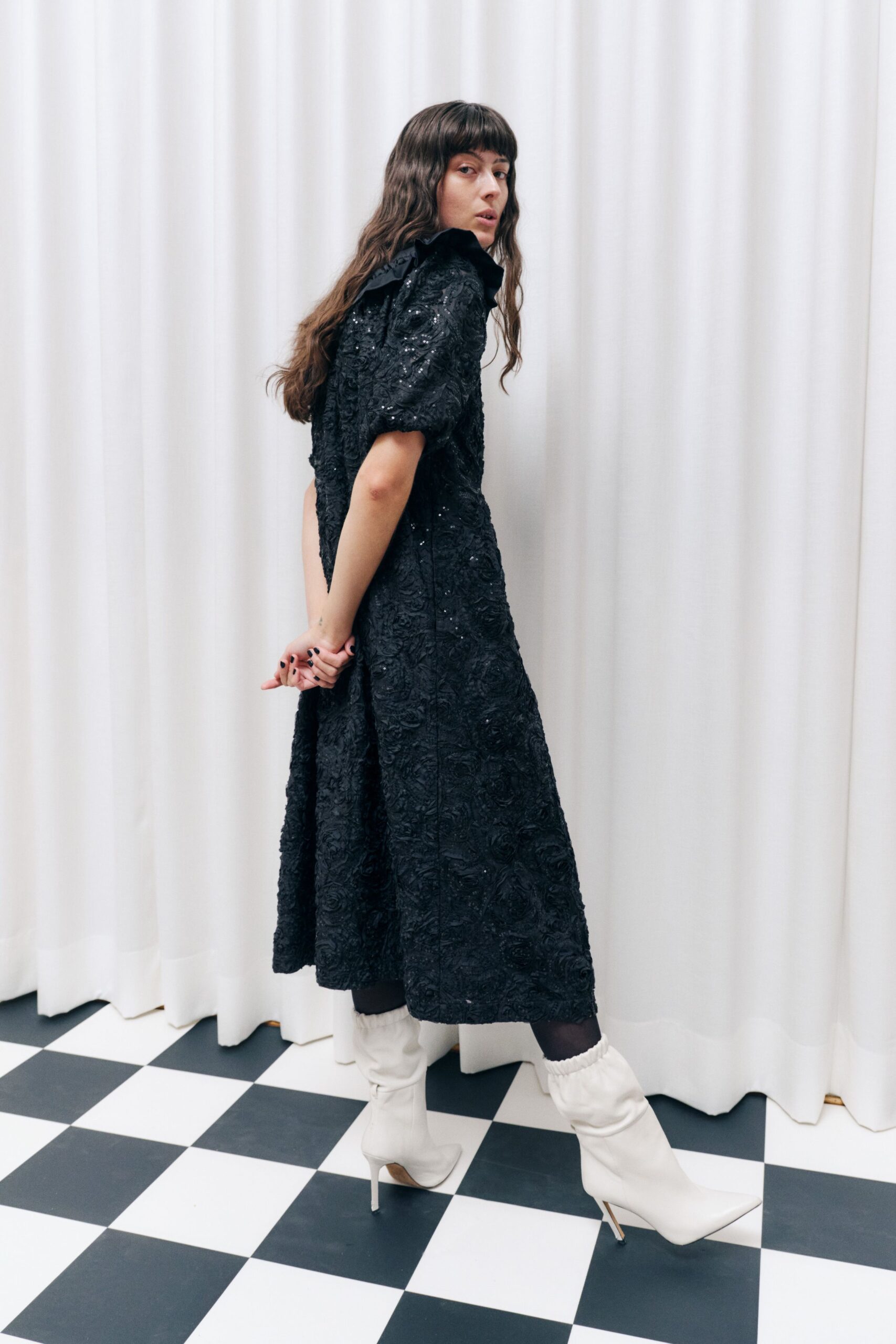 black lace short-sleeve collared fitted embroidered tiered dress