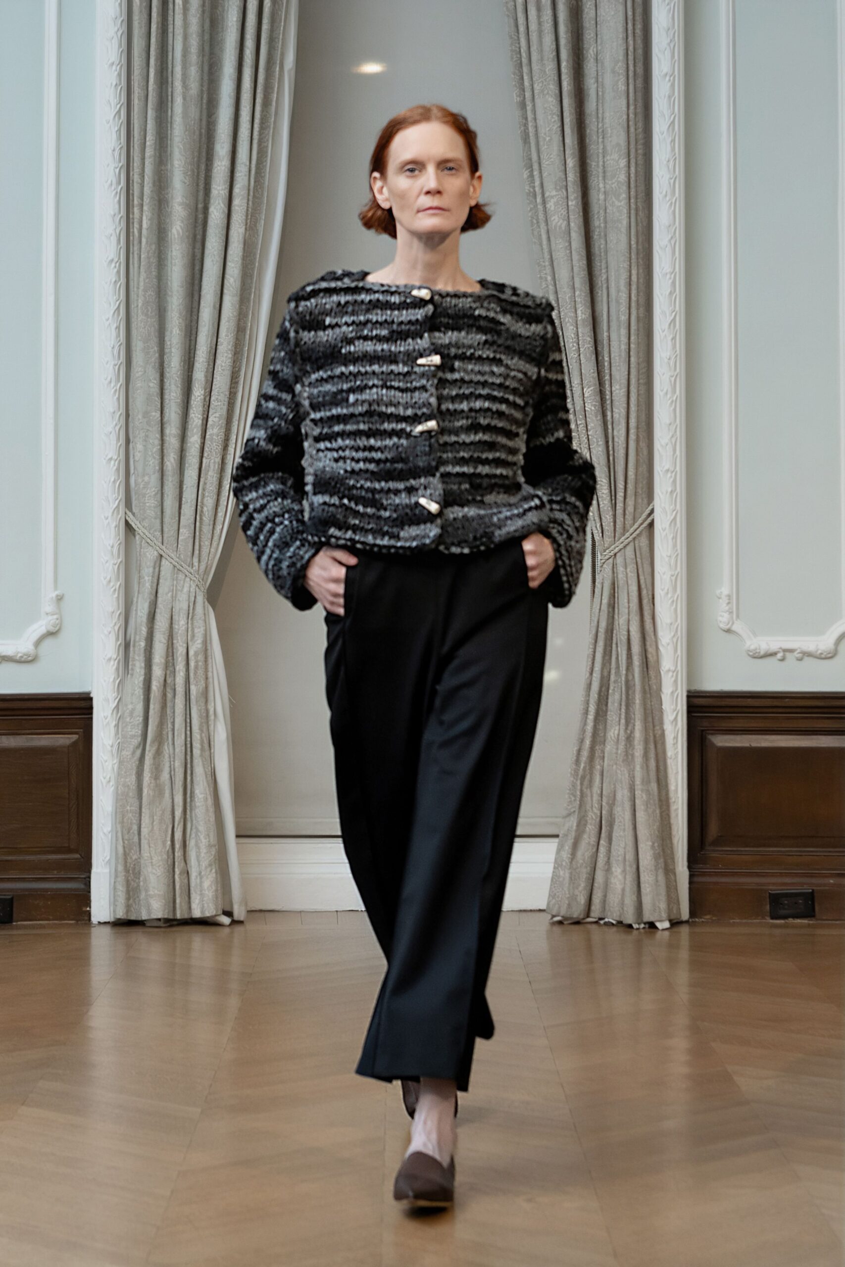black wool long-sleeve collared relaxed buttoned textured jacket