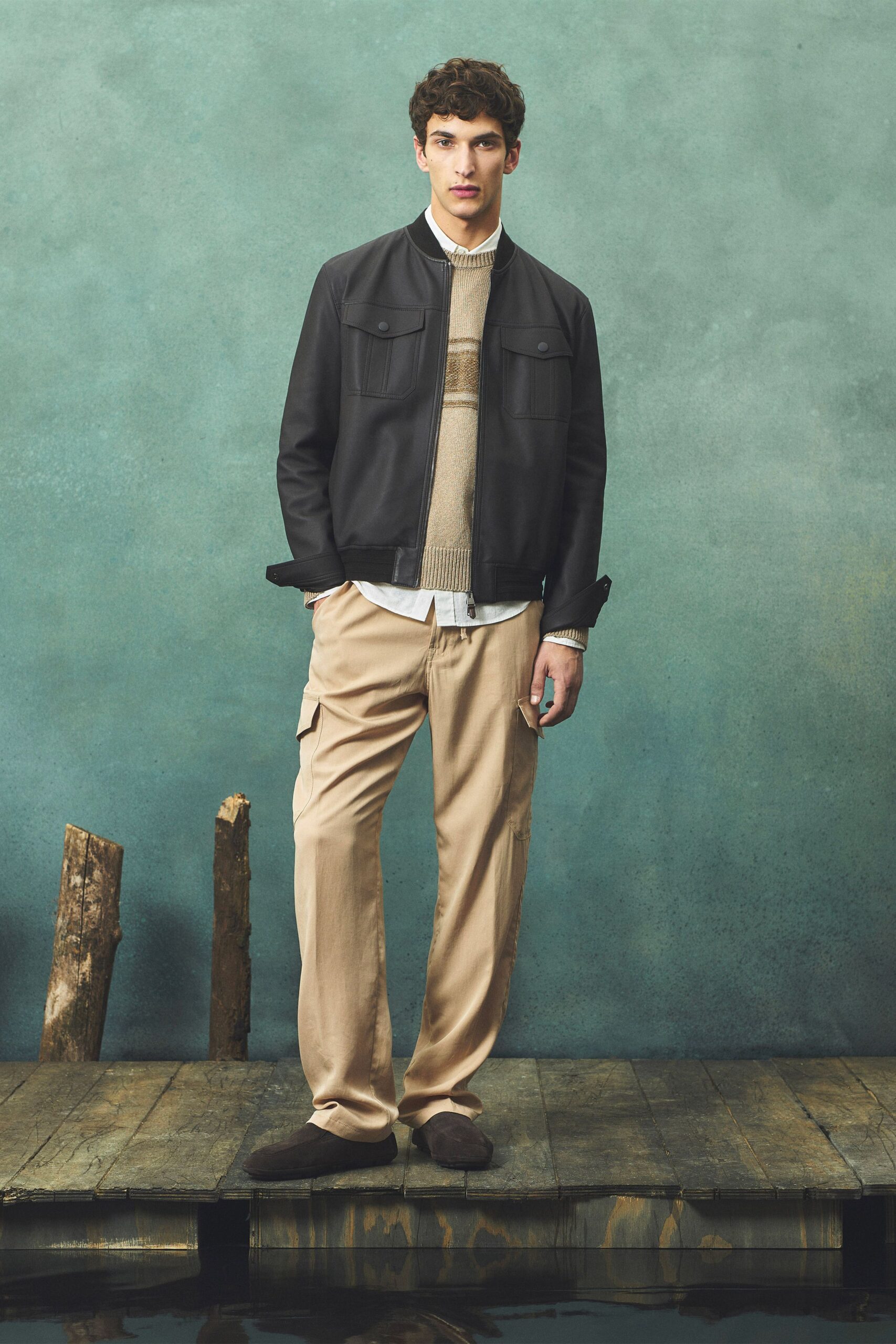 beige cotton relaxed cargo pants