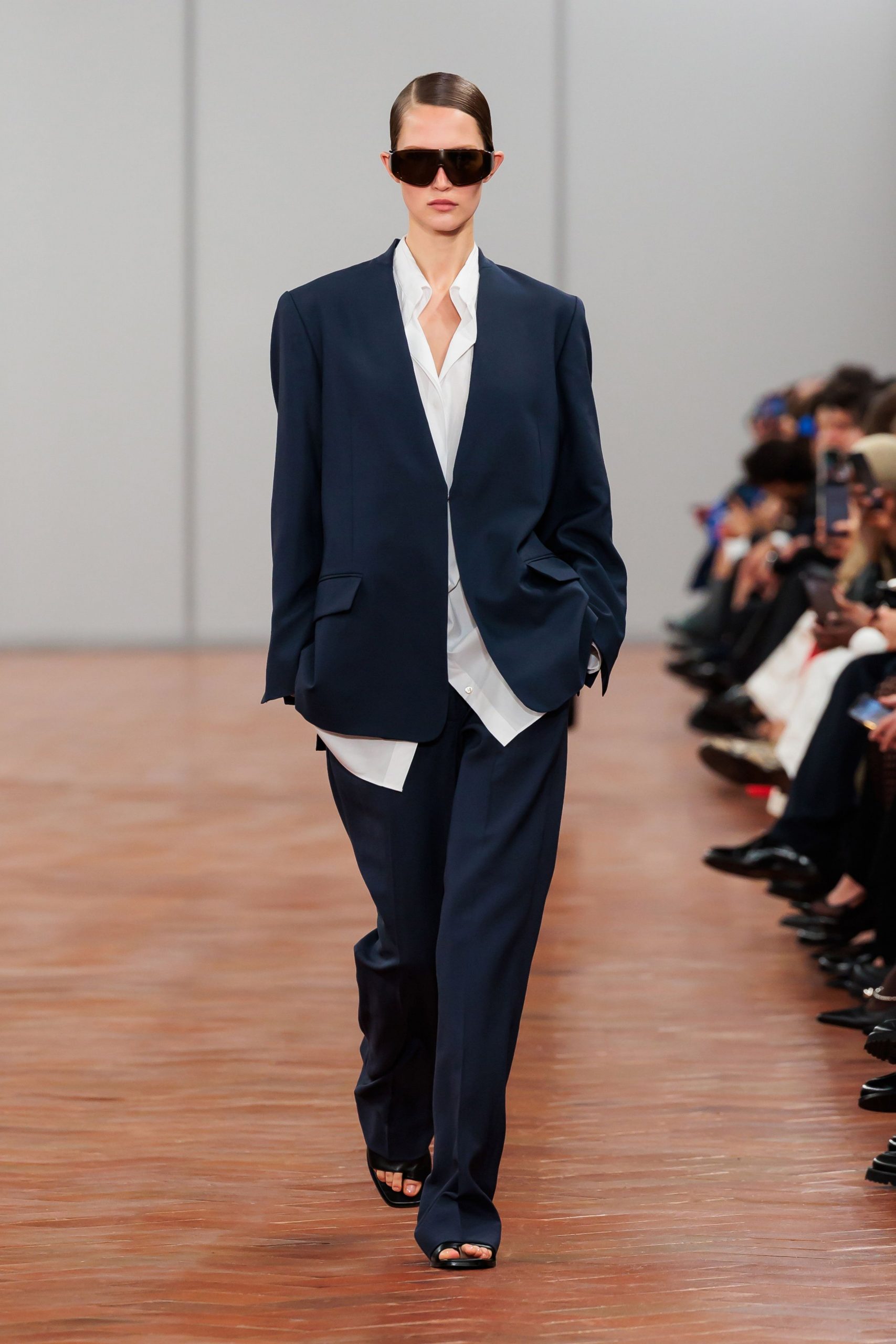 Cos S/S 24 Look 121