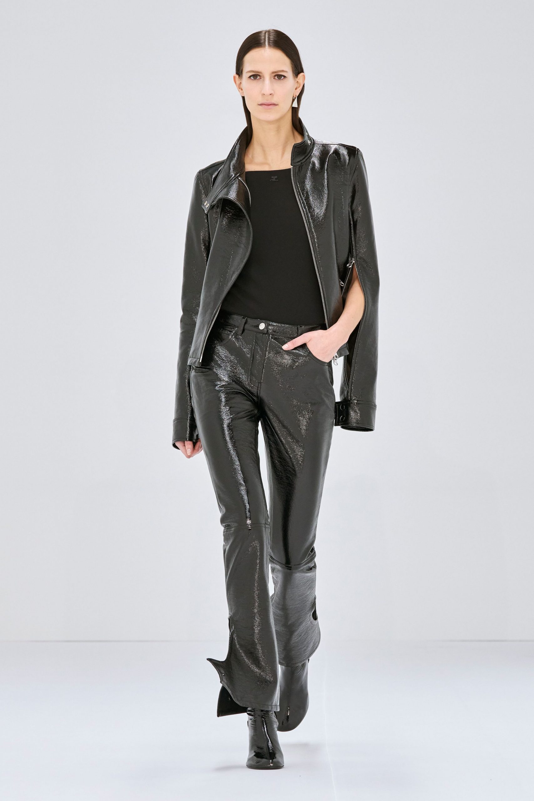 Courrèges F/W 24 Look 39