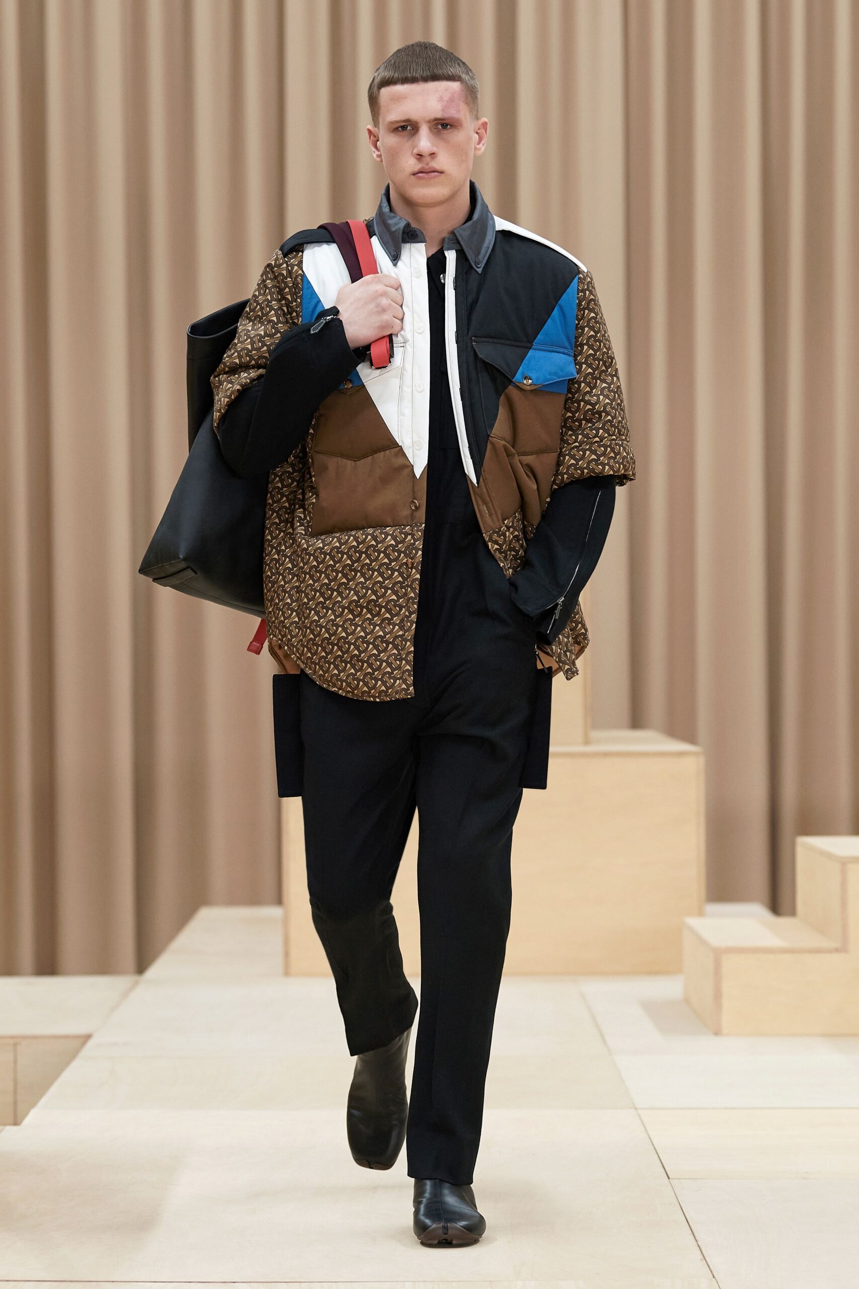 Burberry F/W 21 Menswear Look 183