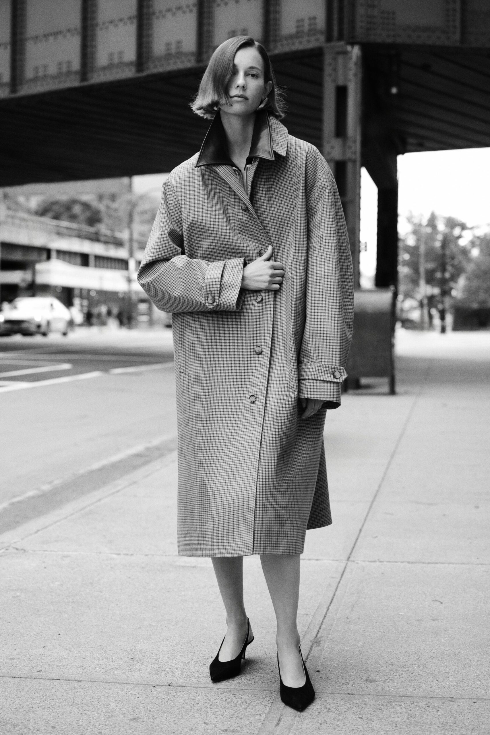 gray wool long-sleeve collared oversized buttoned checked coat