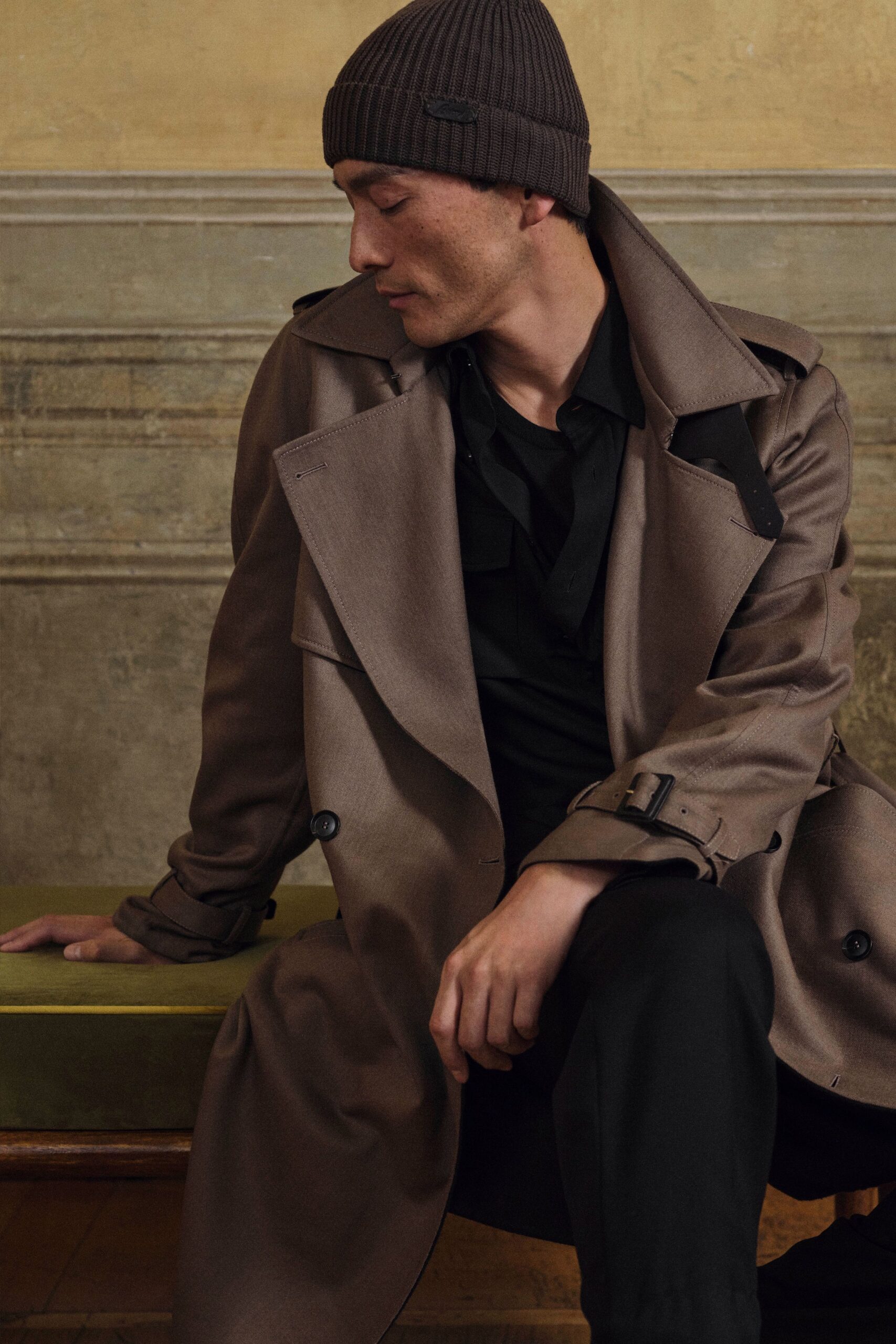 brown wool long-sleeve collared relaxed buttoned trench