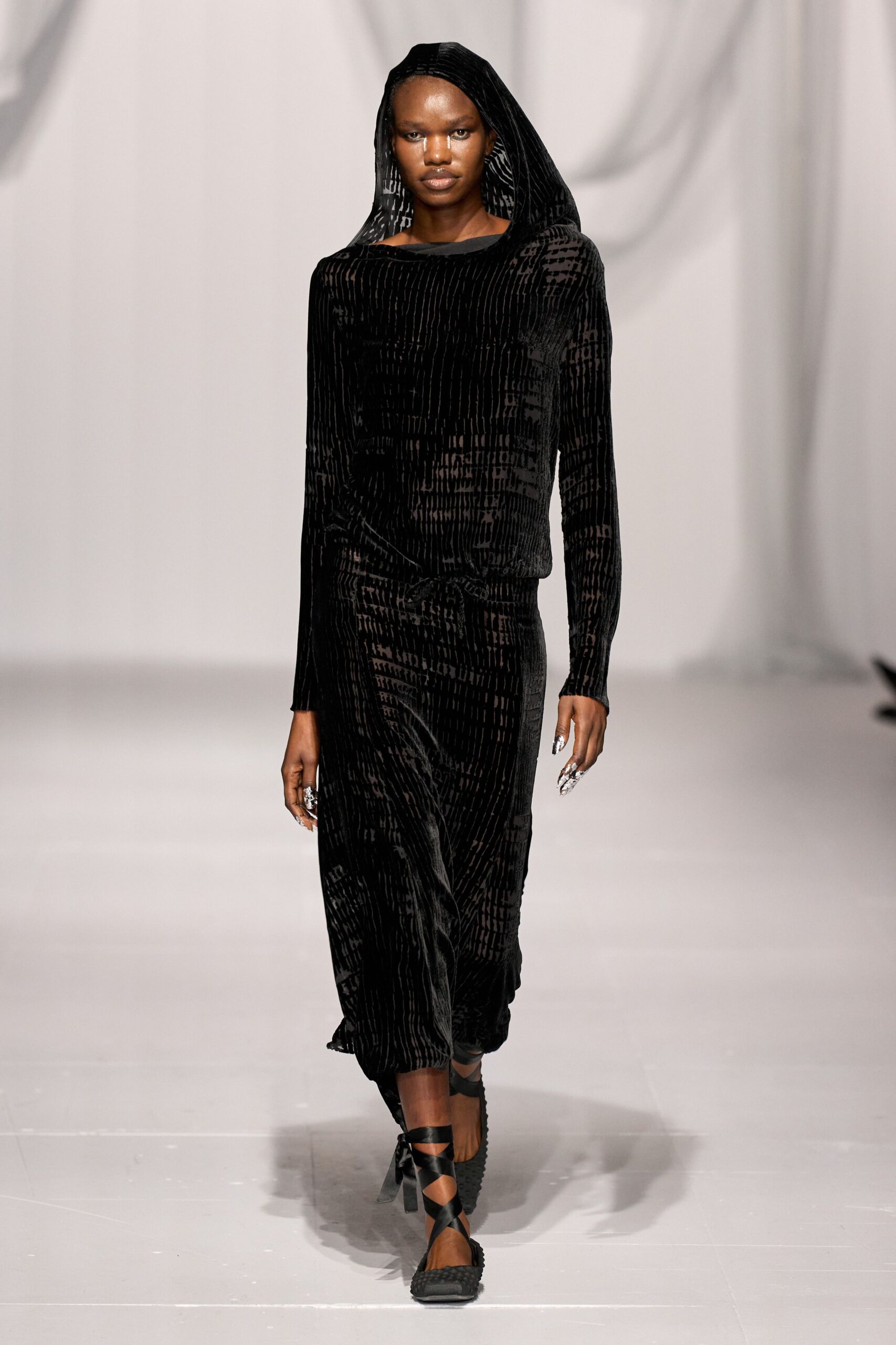 Chet Lo F/W 24 Look 147