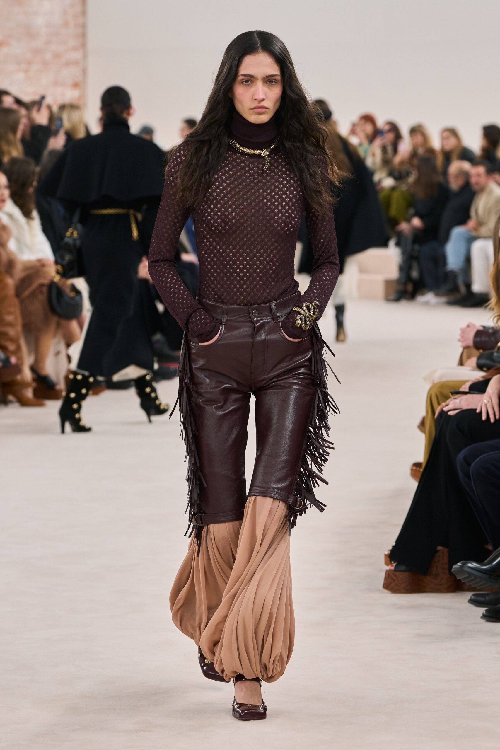 Chloé F/W 24 Look 211