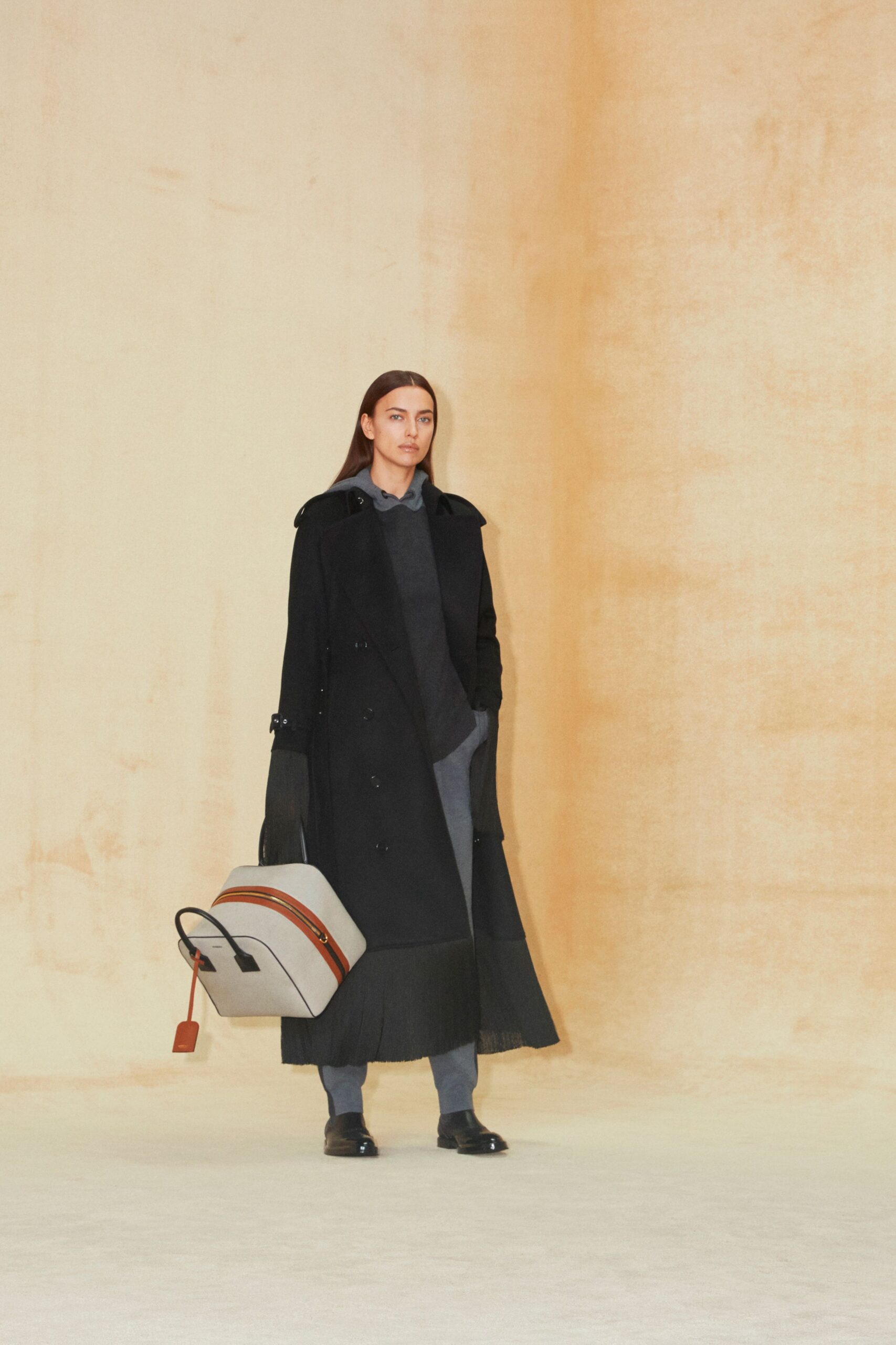 Burberry F/W 20 Look 153