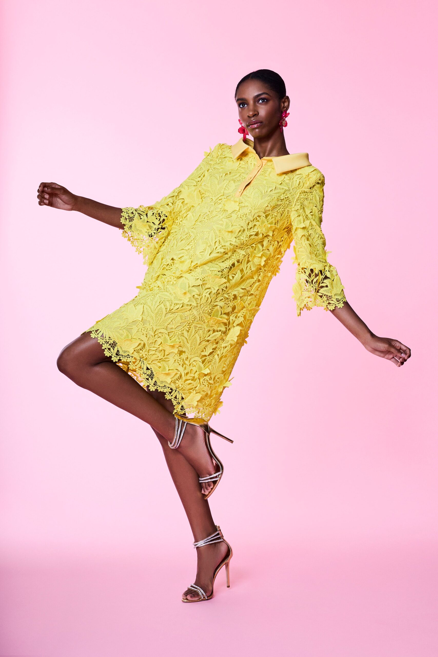 yellow lace long-sleeve collared relaxed embroidered short dress