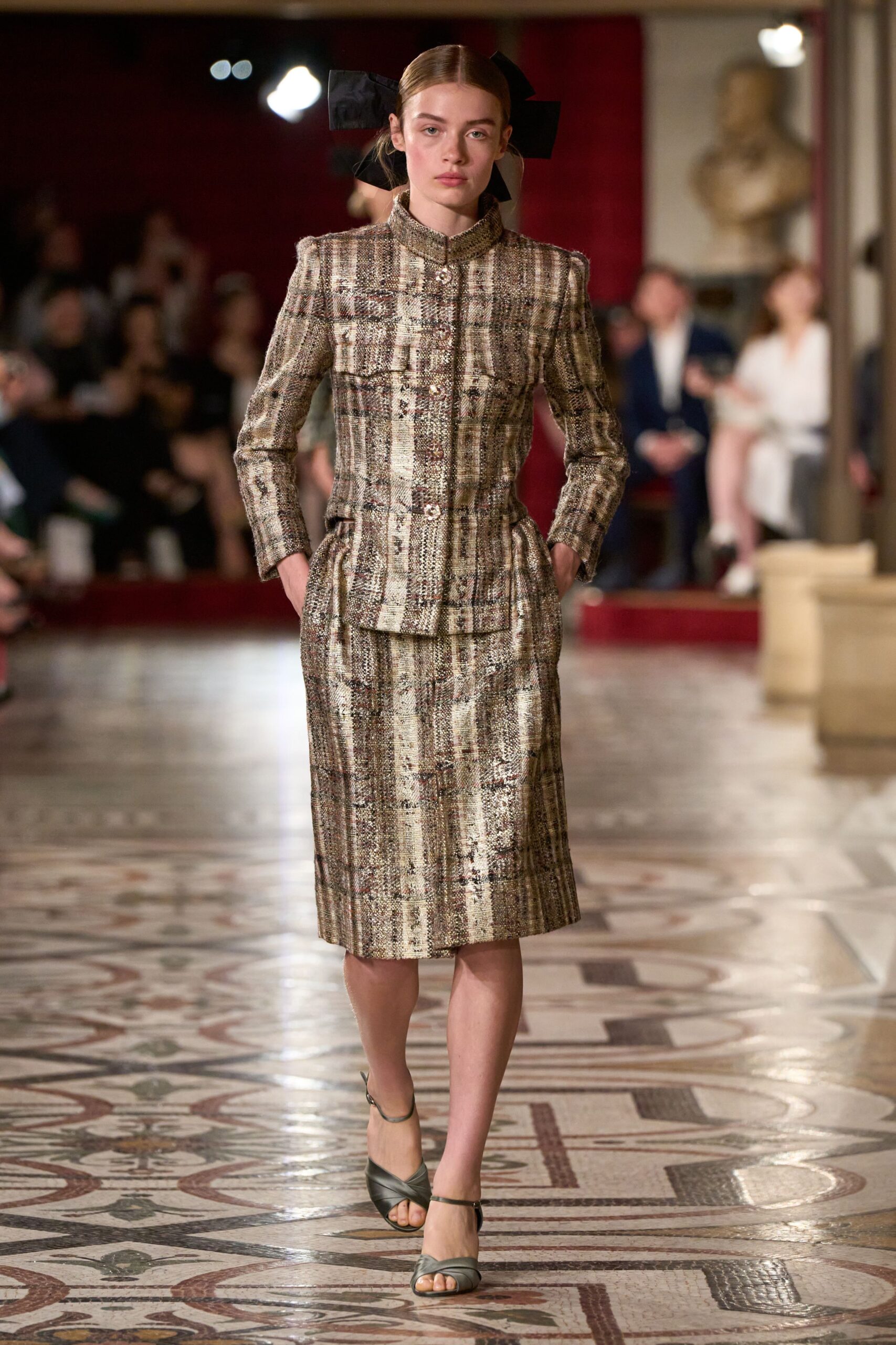 Chanel F/W 24 Couture Look 201