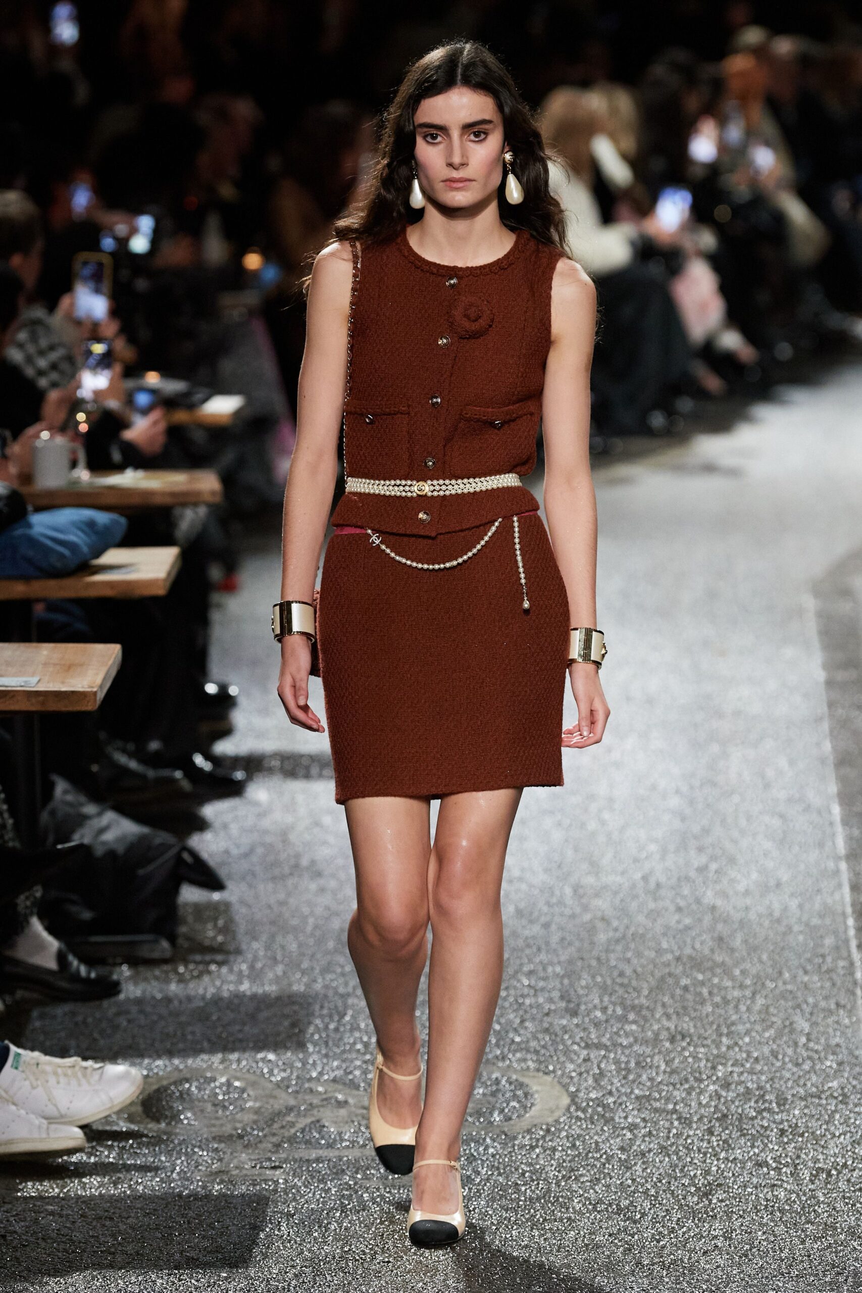 Chanel F/W 24 Look 221