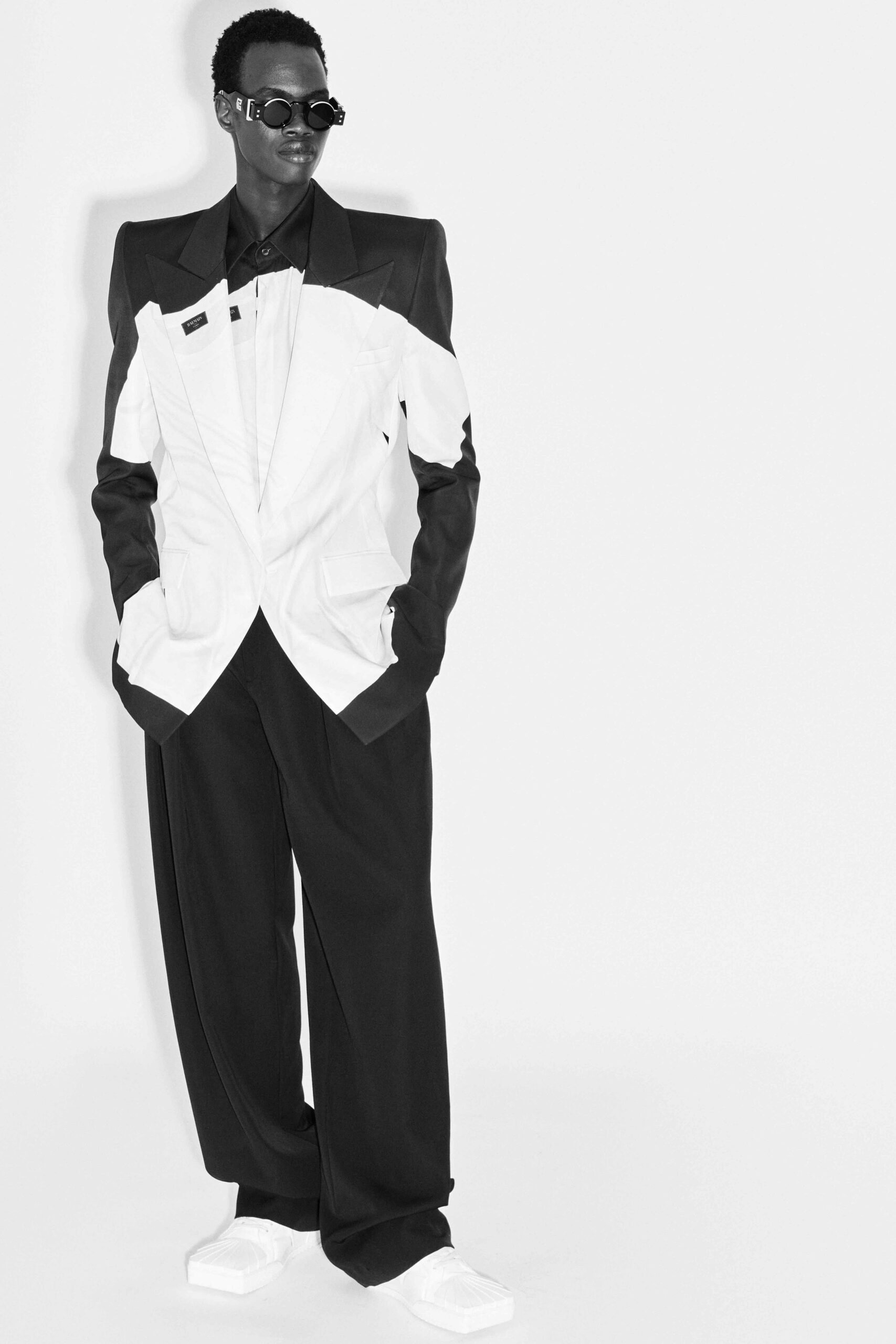 color-blocked tailored blazer