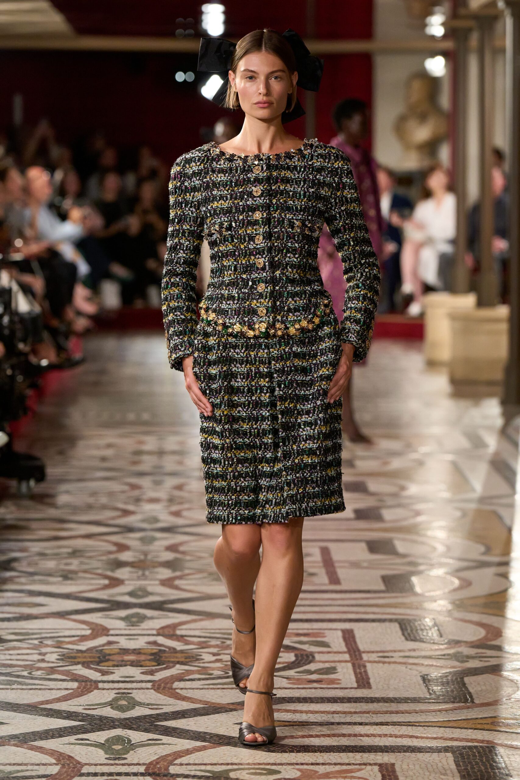 Chanel F/W 24 Couture Look 220
