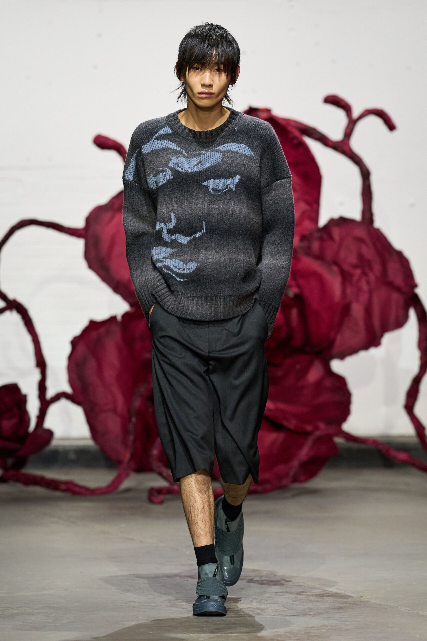 gray wool long-sleeve collared relaxed printed sweater