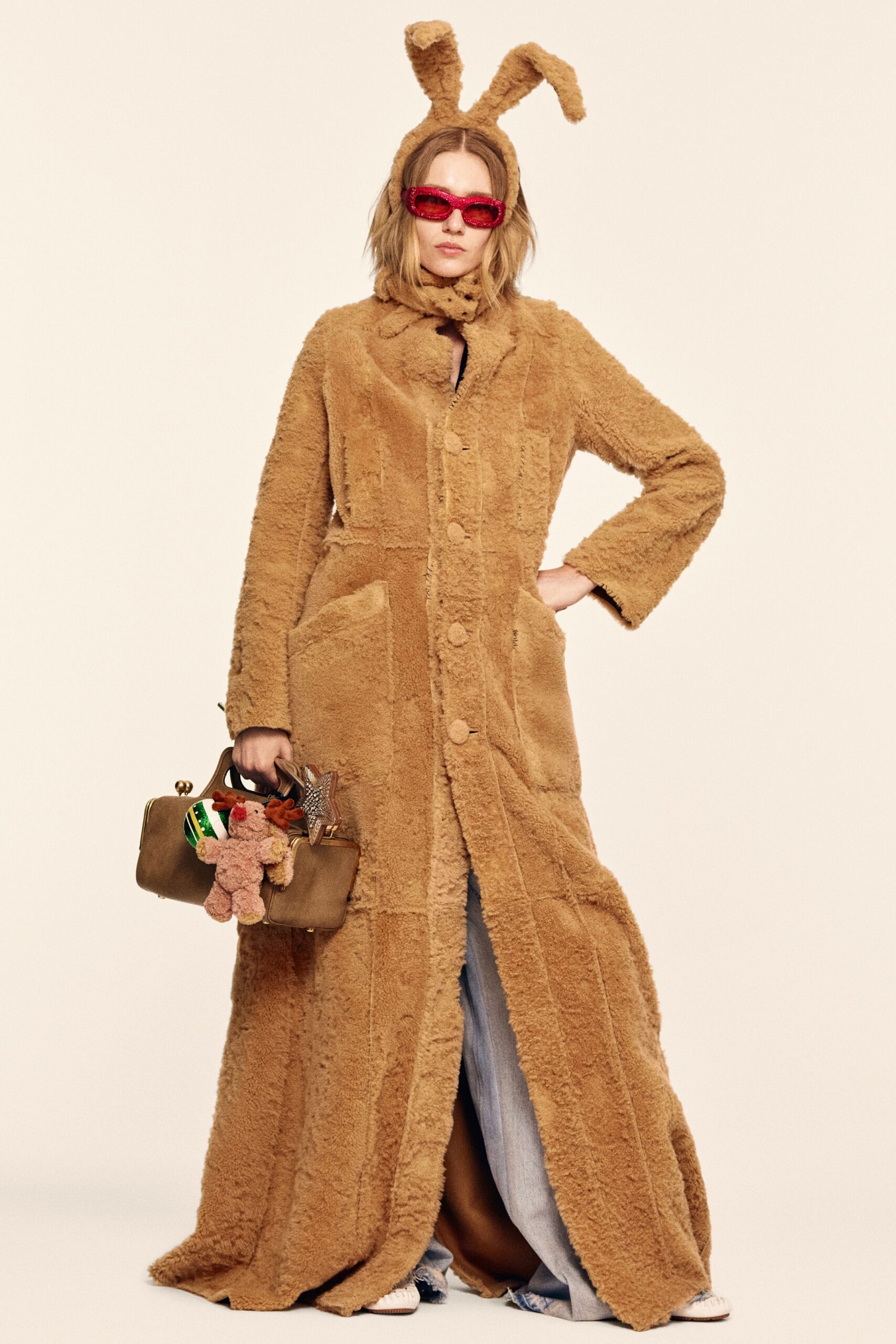 brown faux-fur long-sleeve collared relaxed buttoned pockets coat