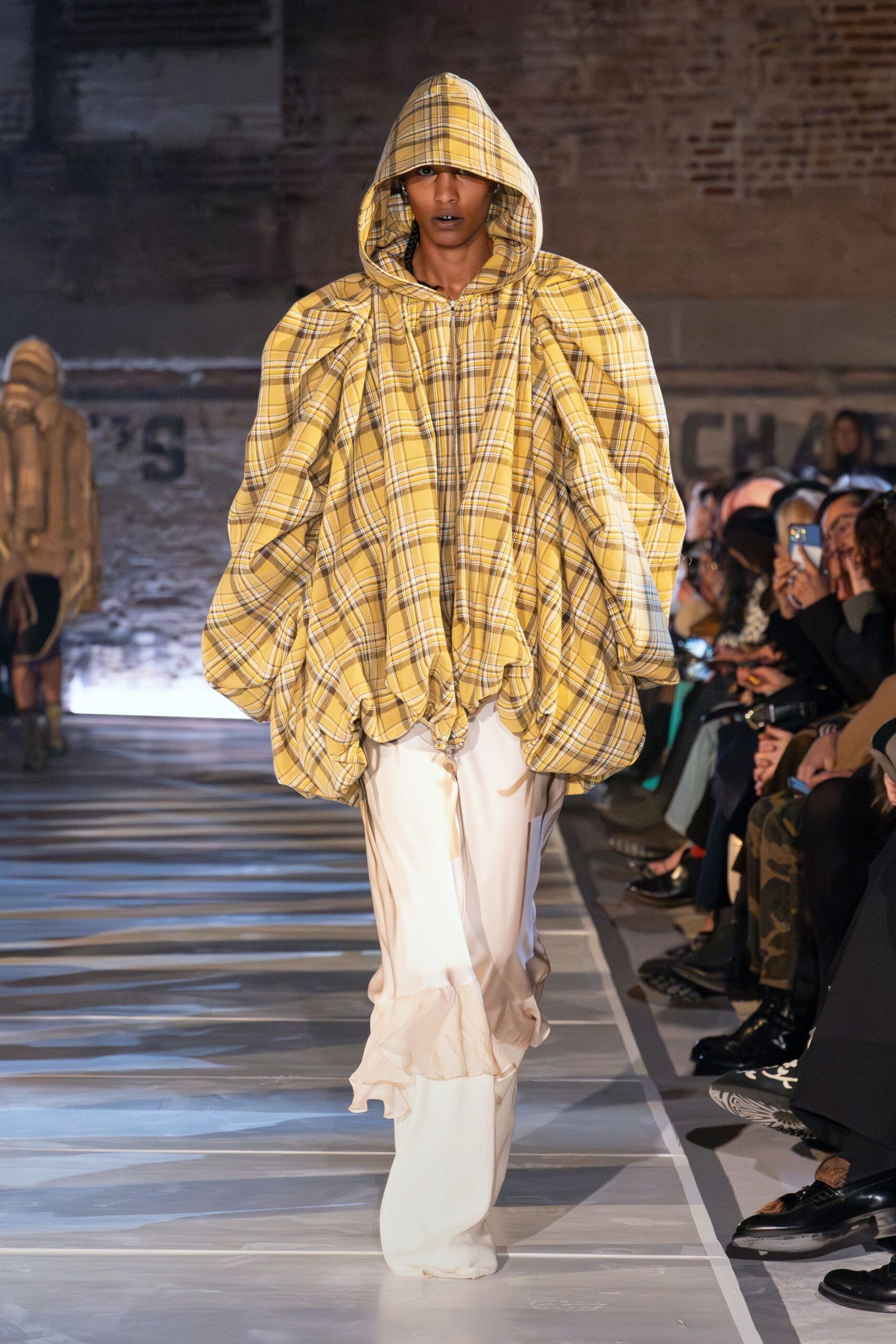 yellow cotton long-sleeve hooded oversized checked hoodie
