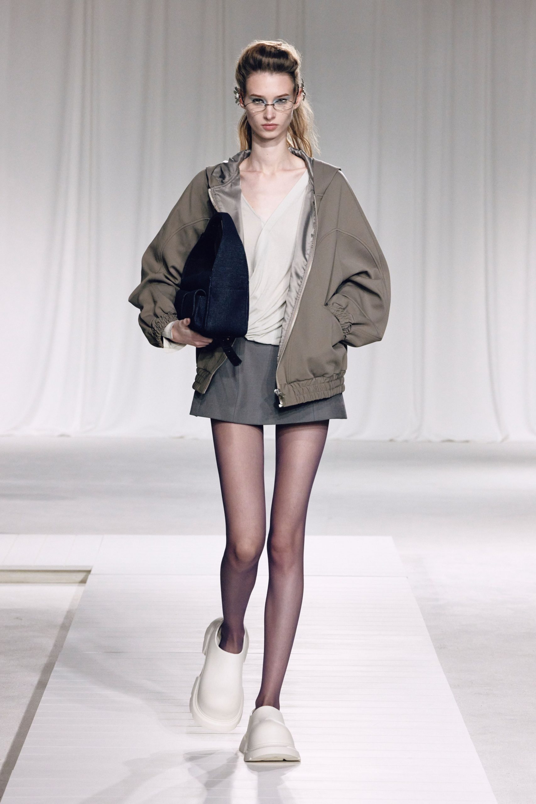 oversized brown jacket with shorts