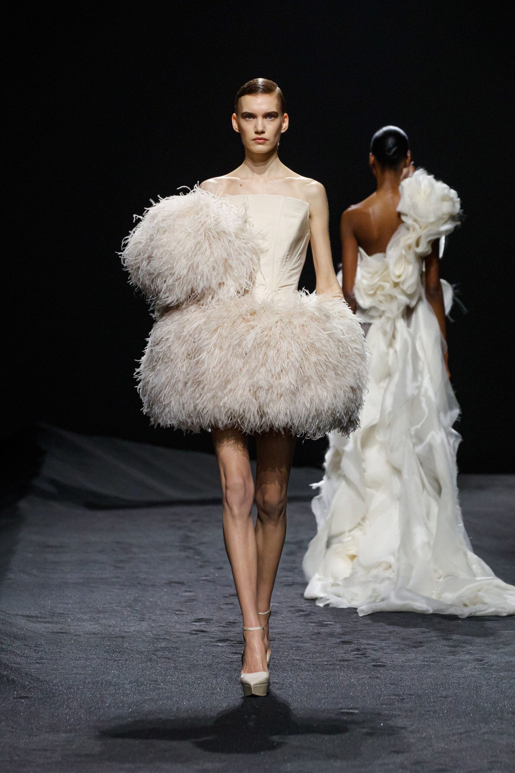 Ashi Studio S/S 23 Couture Look 204