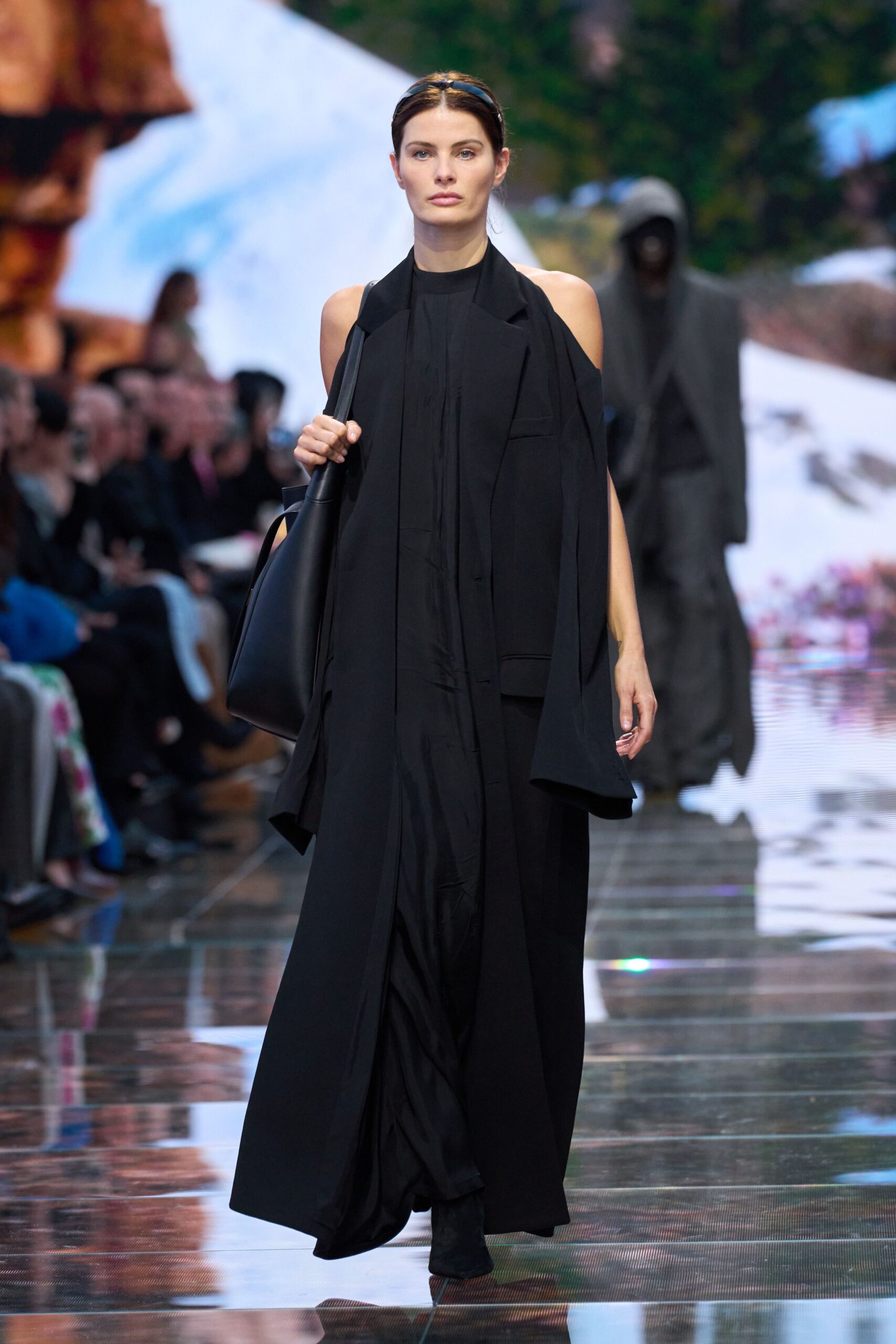 Balenciaga F/W 24 Look 204