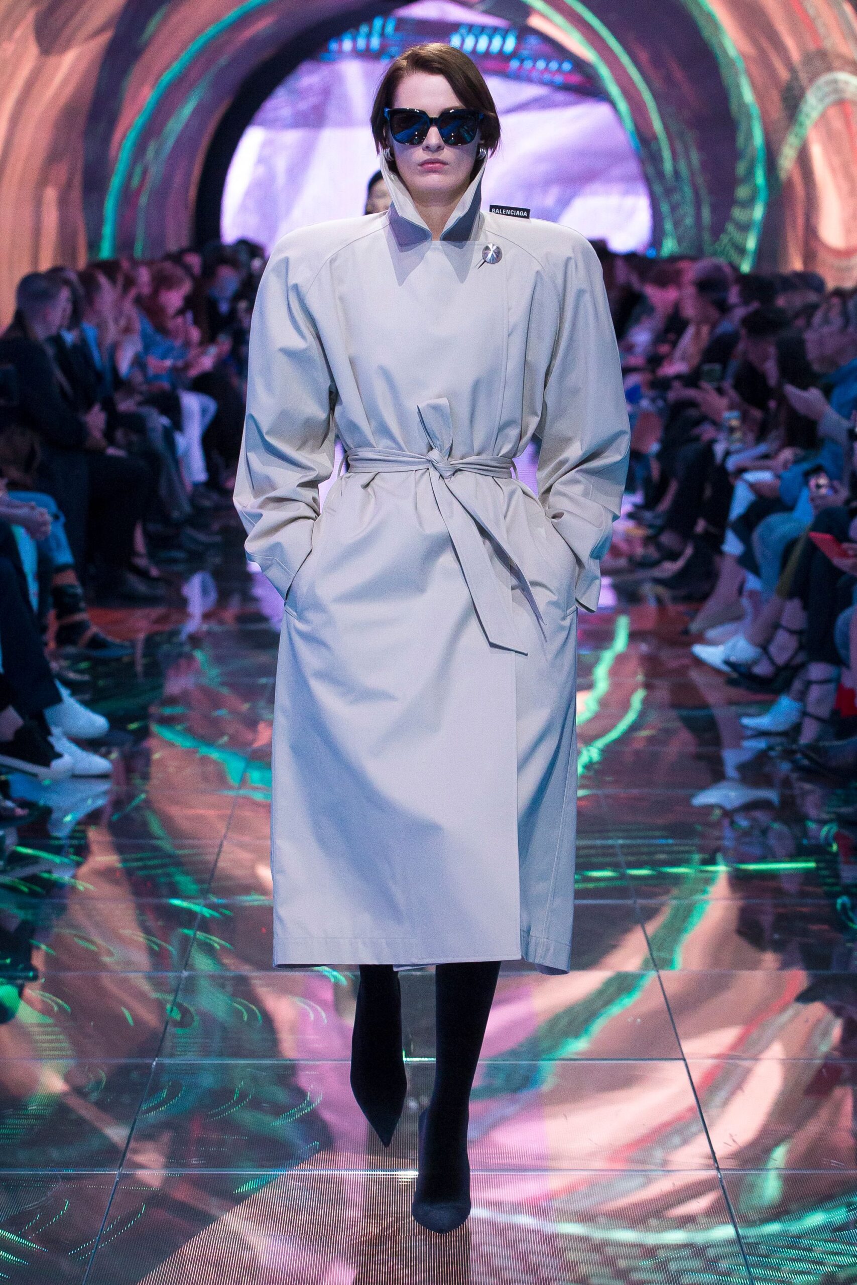 Balenciaga S/S 19 Look 325