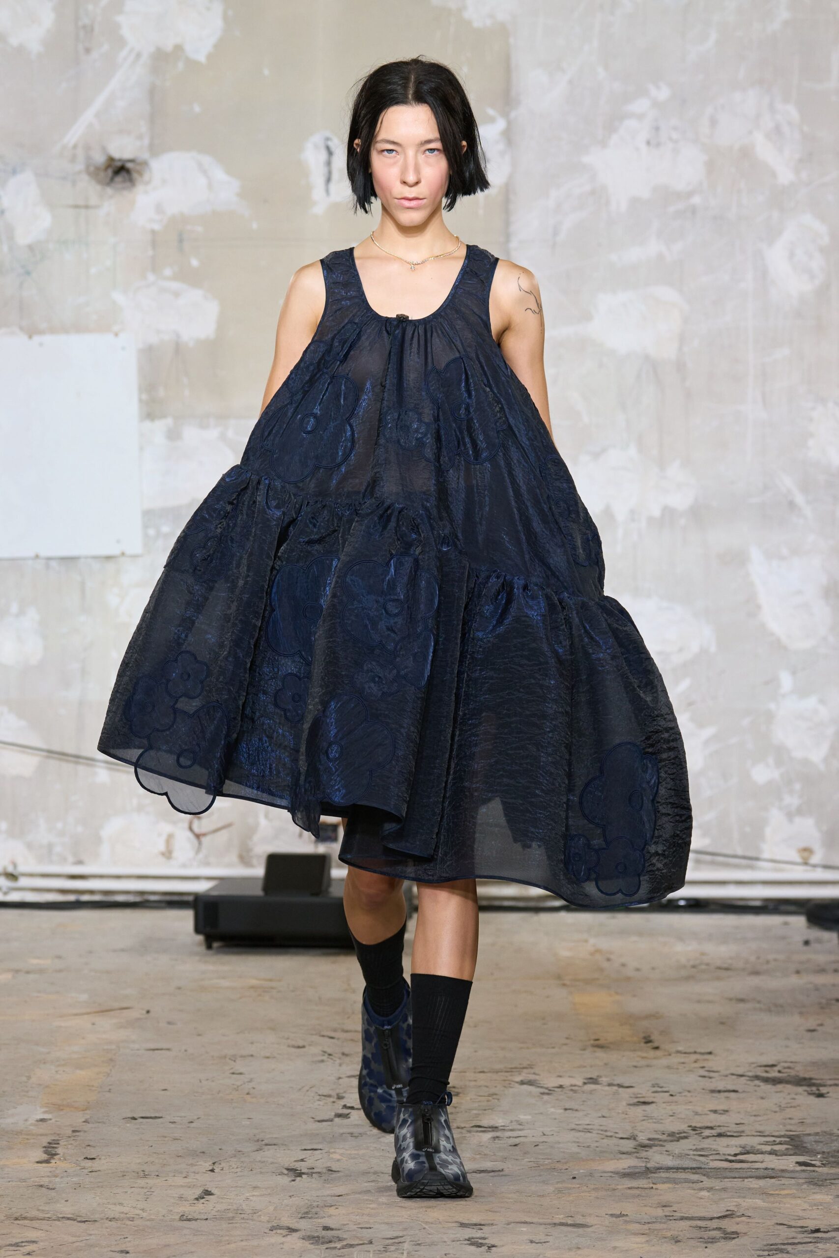 blue silk sleeveless v-neck relaxed layered pleated dress