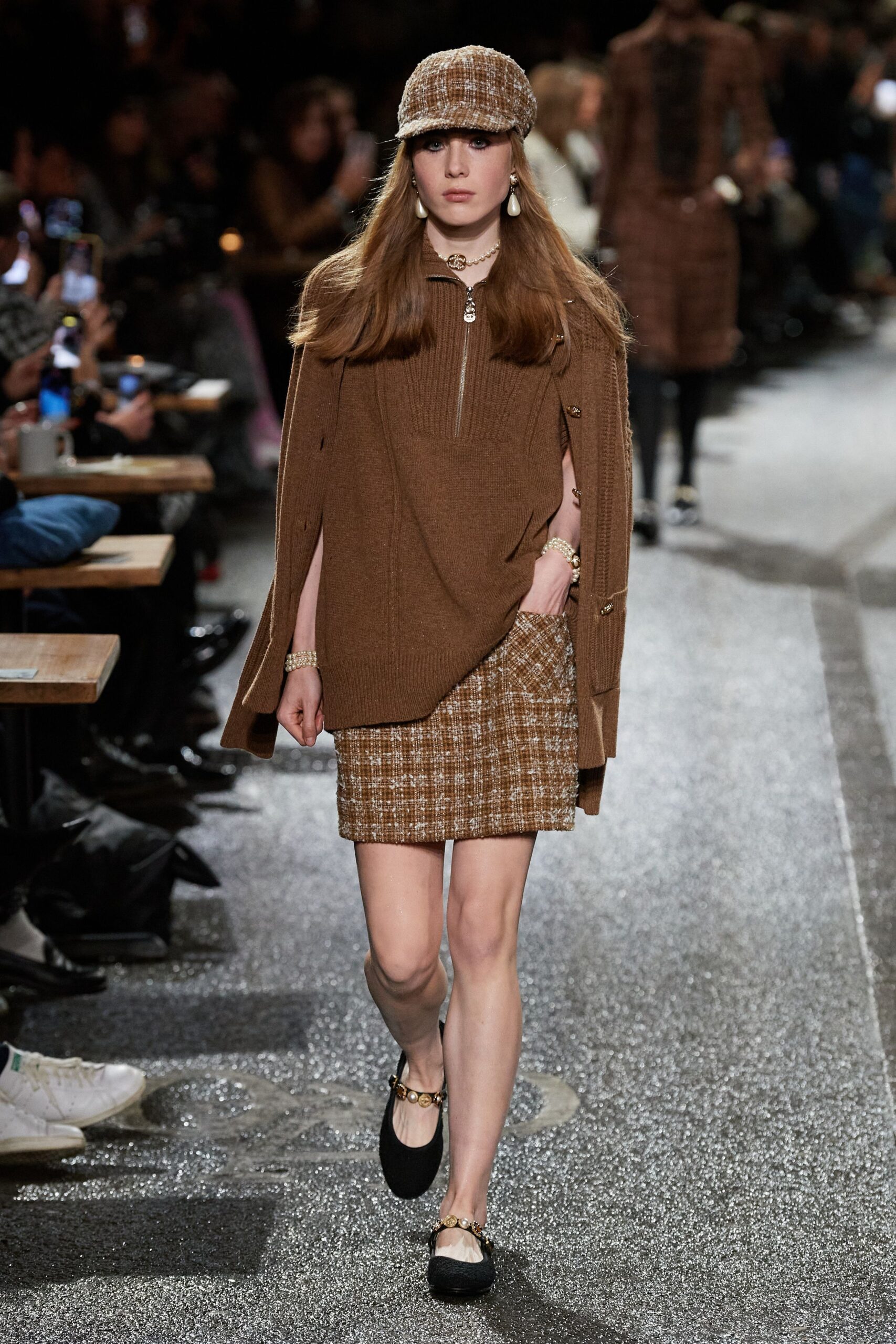 Chanel F/W 24 Look 245