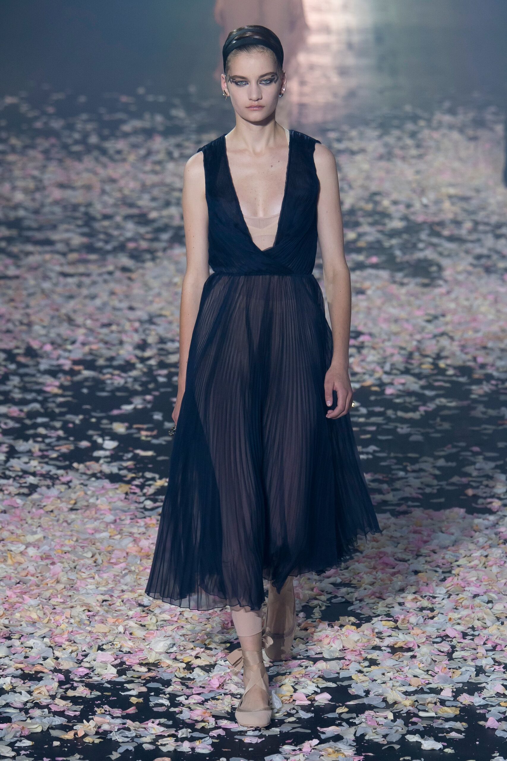 Christian Dior S/S 19 Look 351
