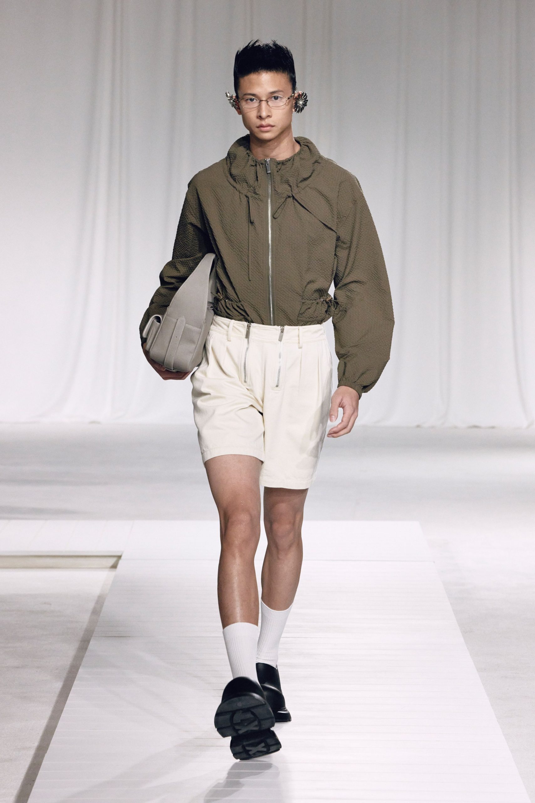 green relaxed jacket with shorts