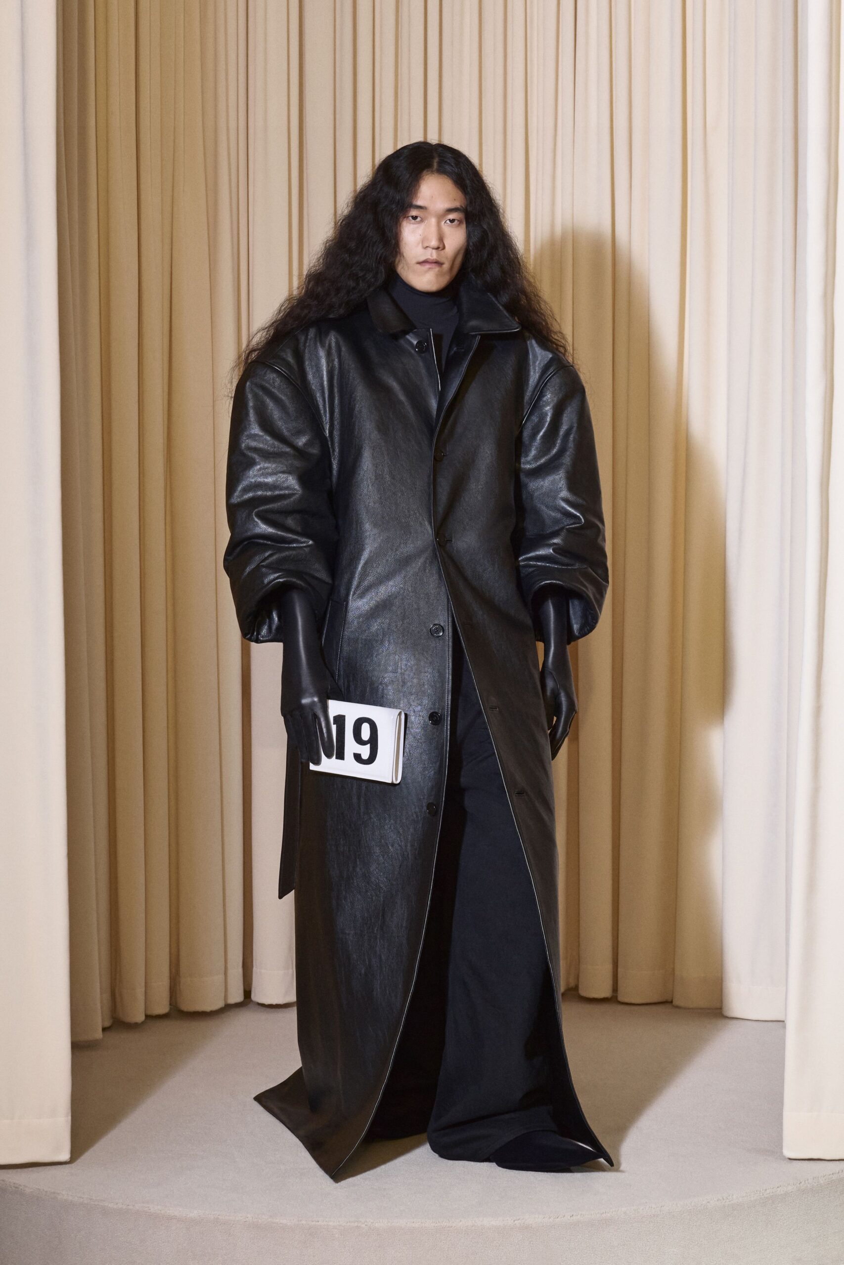 Balenciaga F/W 24 Couture Look 146