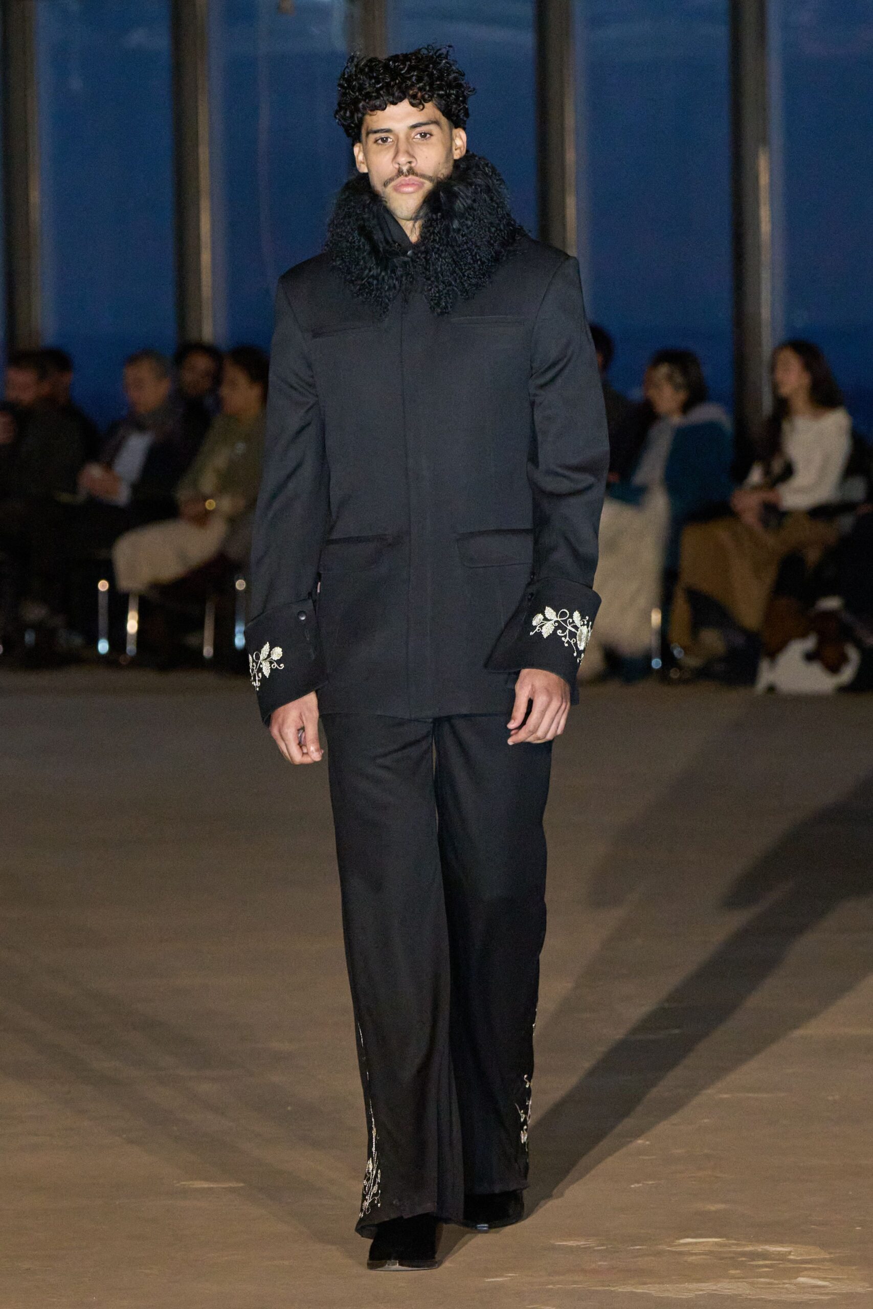 black wool long-sleeve collared fitted buttoned embroidered coat