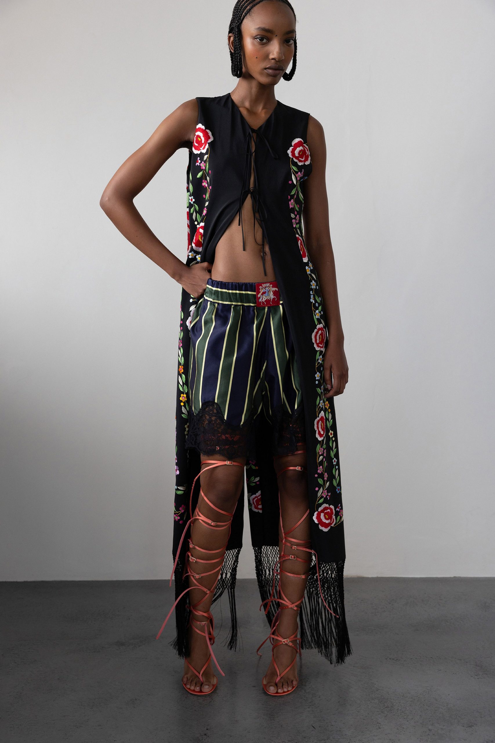 black cotton sleeveless v-neck relaxed embroidered fringed cape