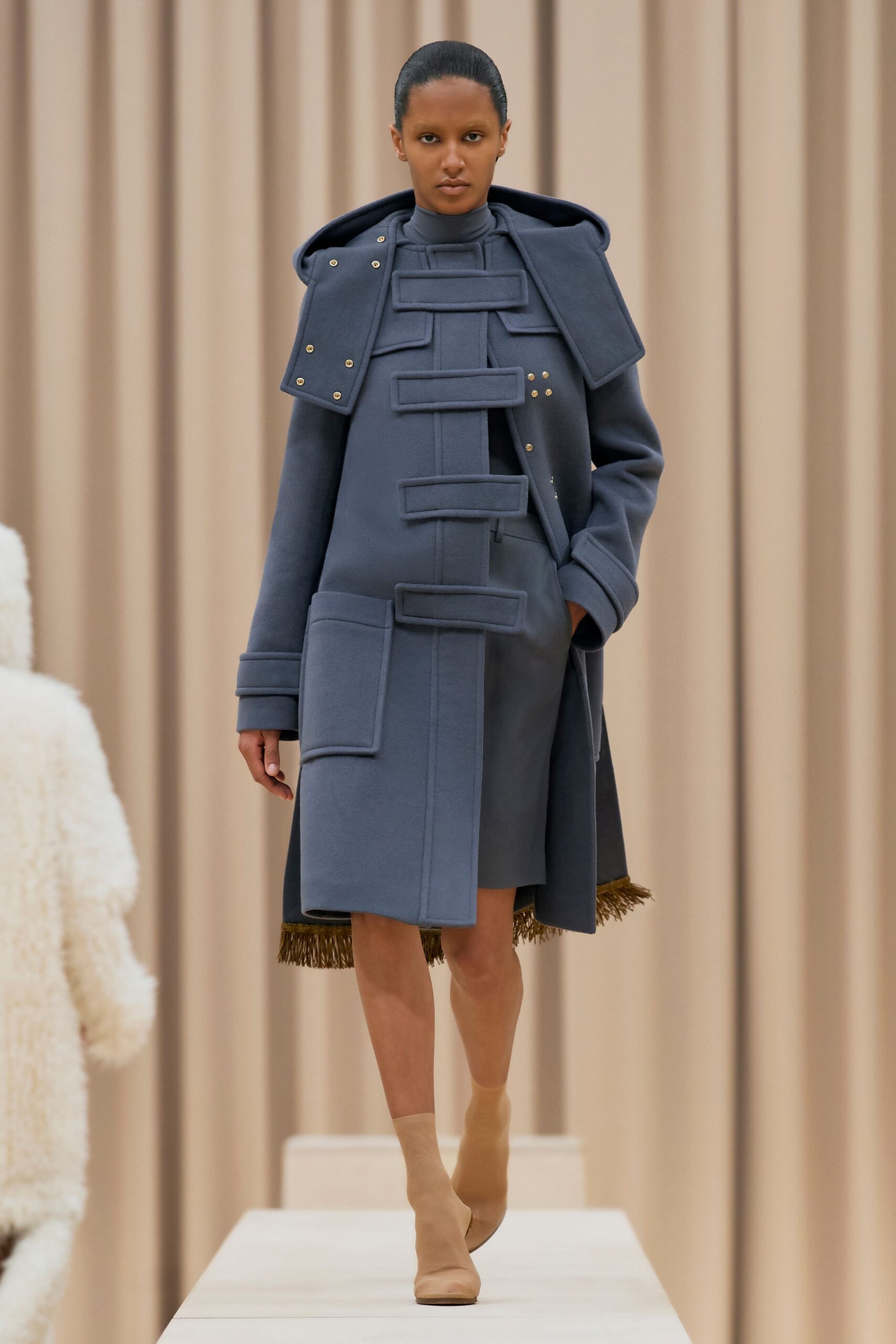 Burberry F/W 21 Look 259