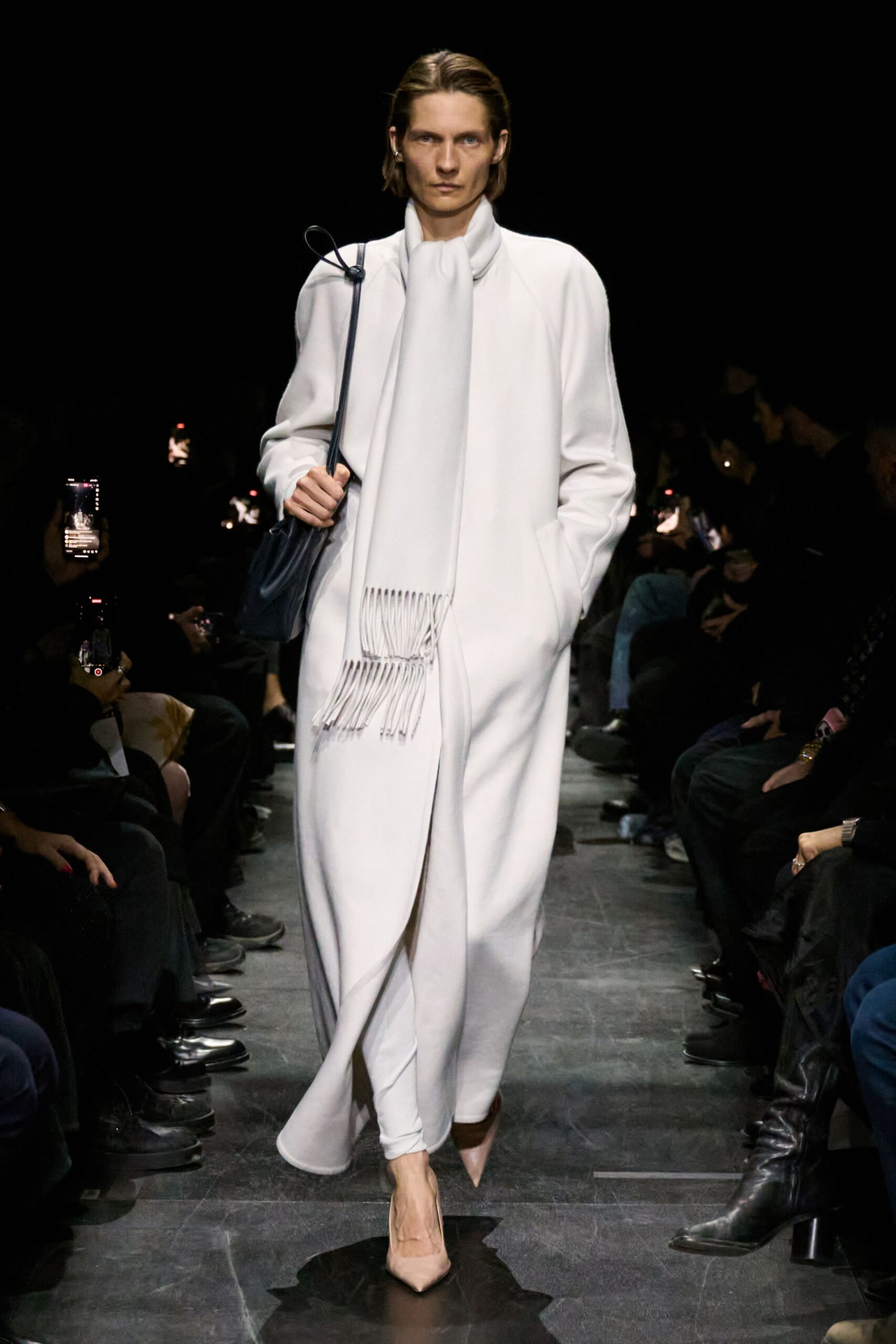 white wool long-sleeve collared relaxed pockets midi coat
