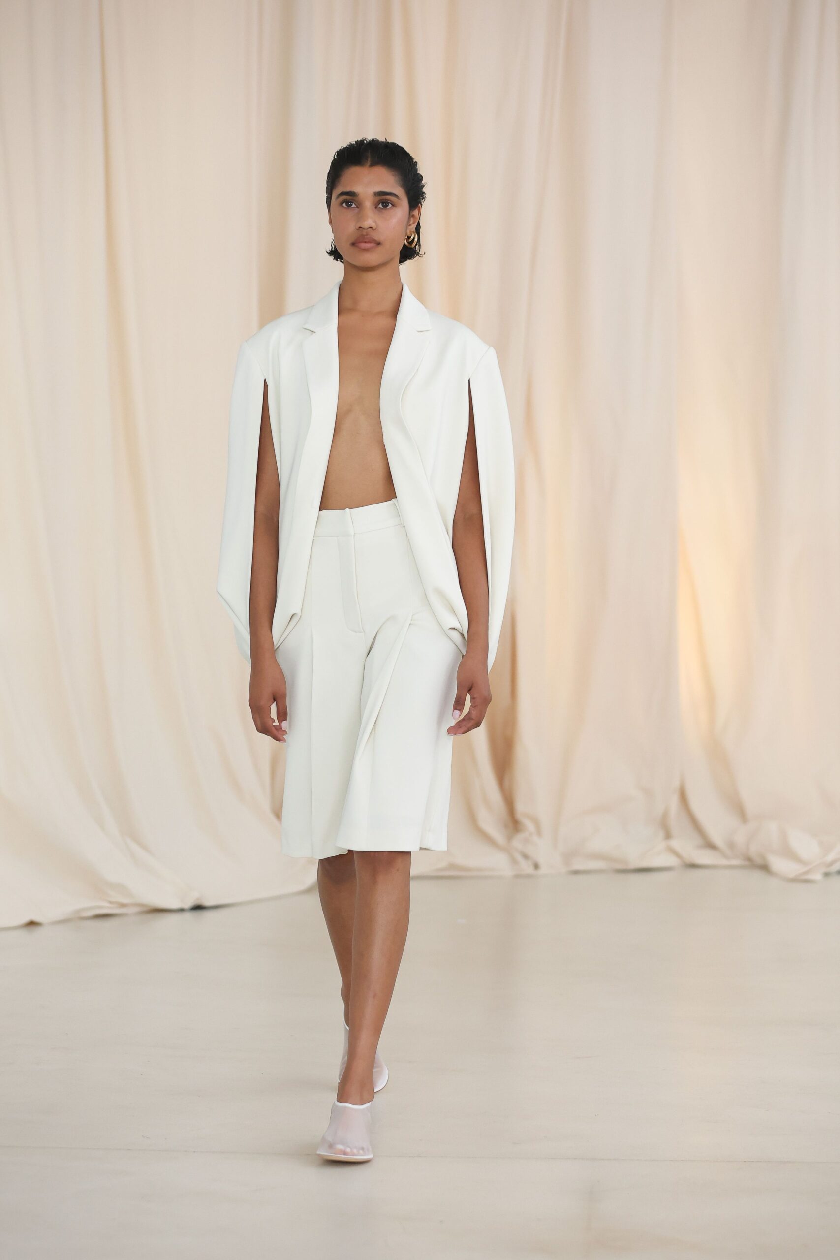 white crepe long-sleeve collared oversized longline draped blazer