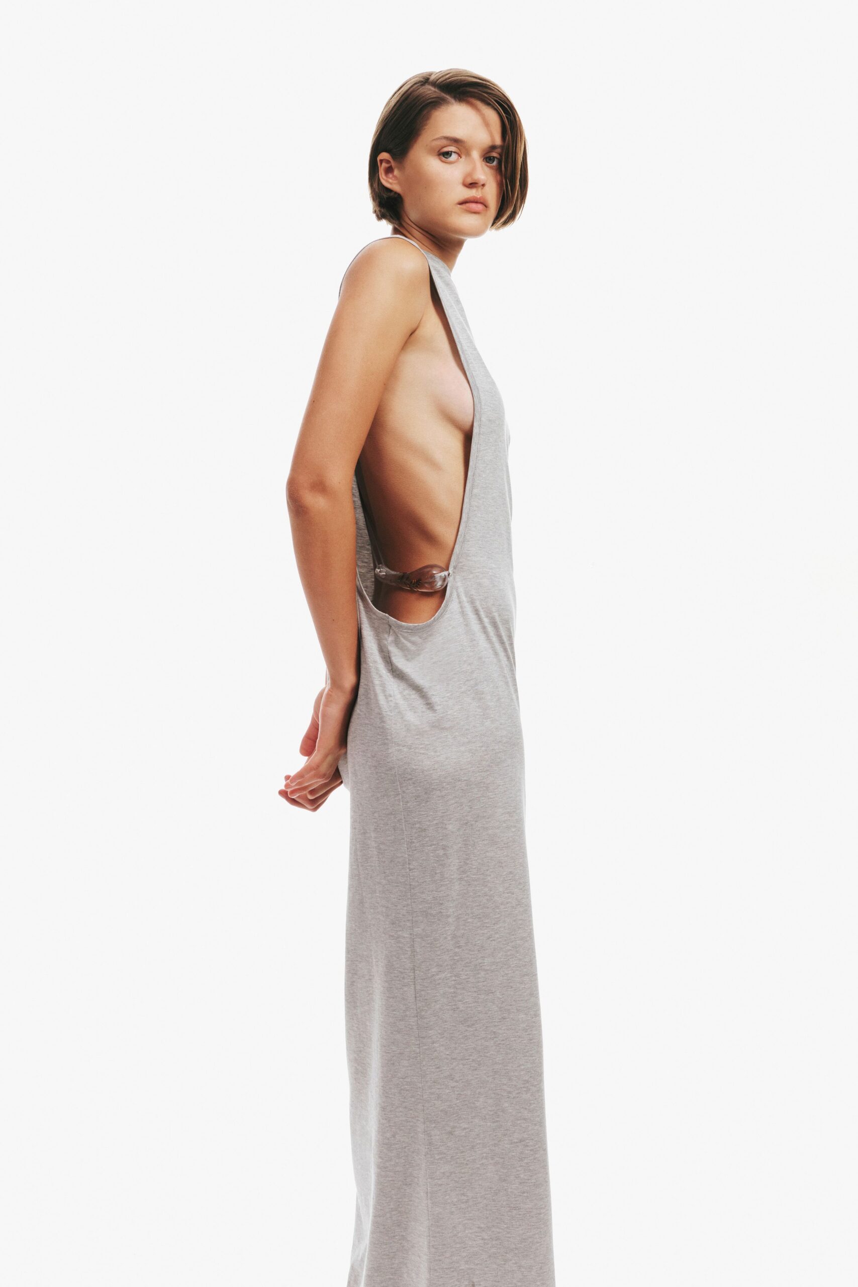 gray fitted sleeveless dress
