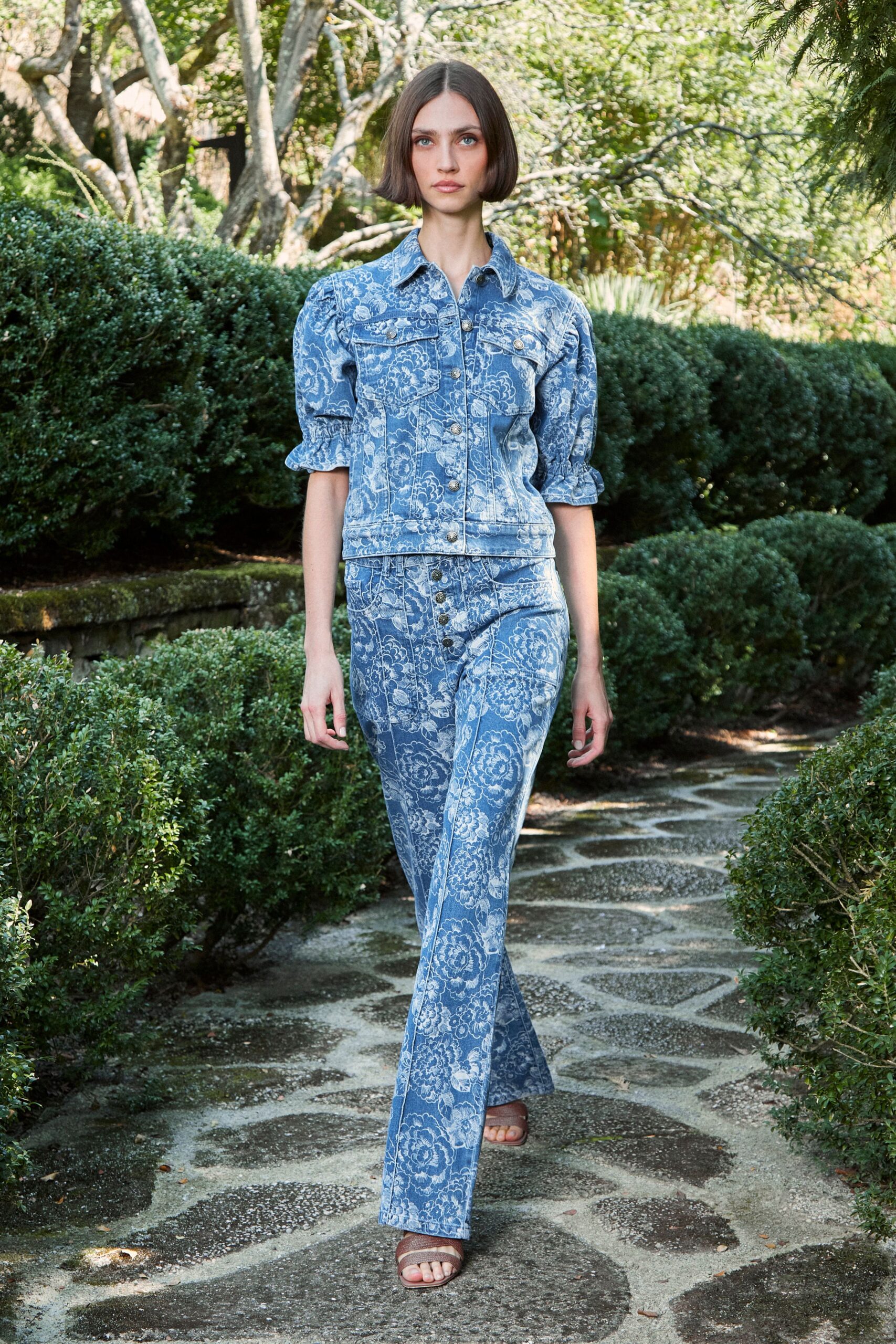 Cinq à Sept S/S 25 Look 272
