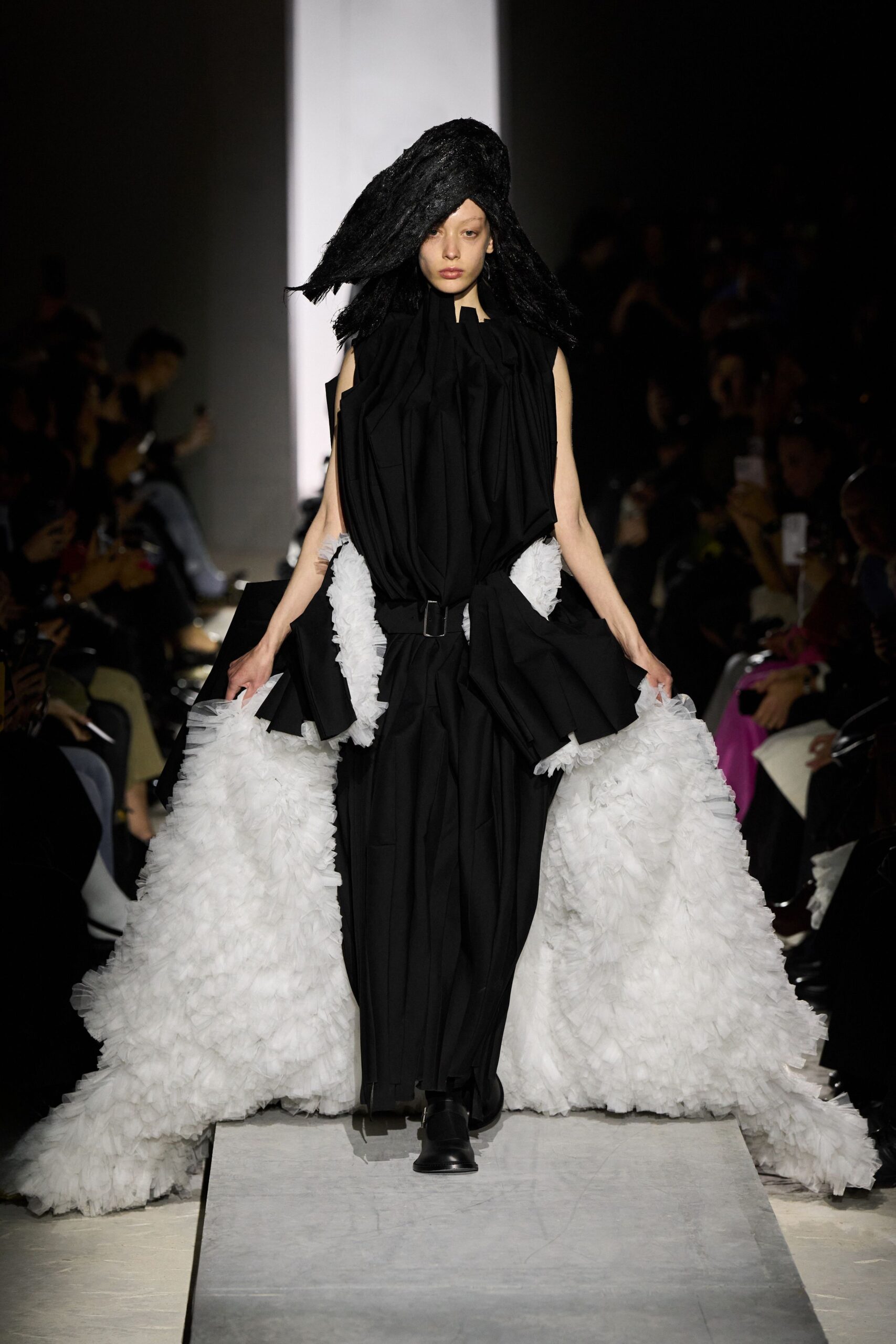 Comme des Garçons F/W 25 Look 321