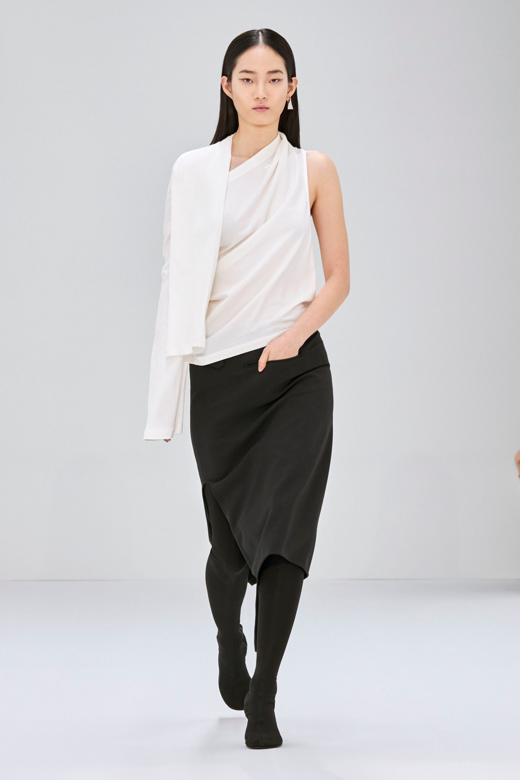 Courrèges F/W 24 Look 60